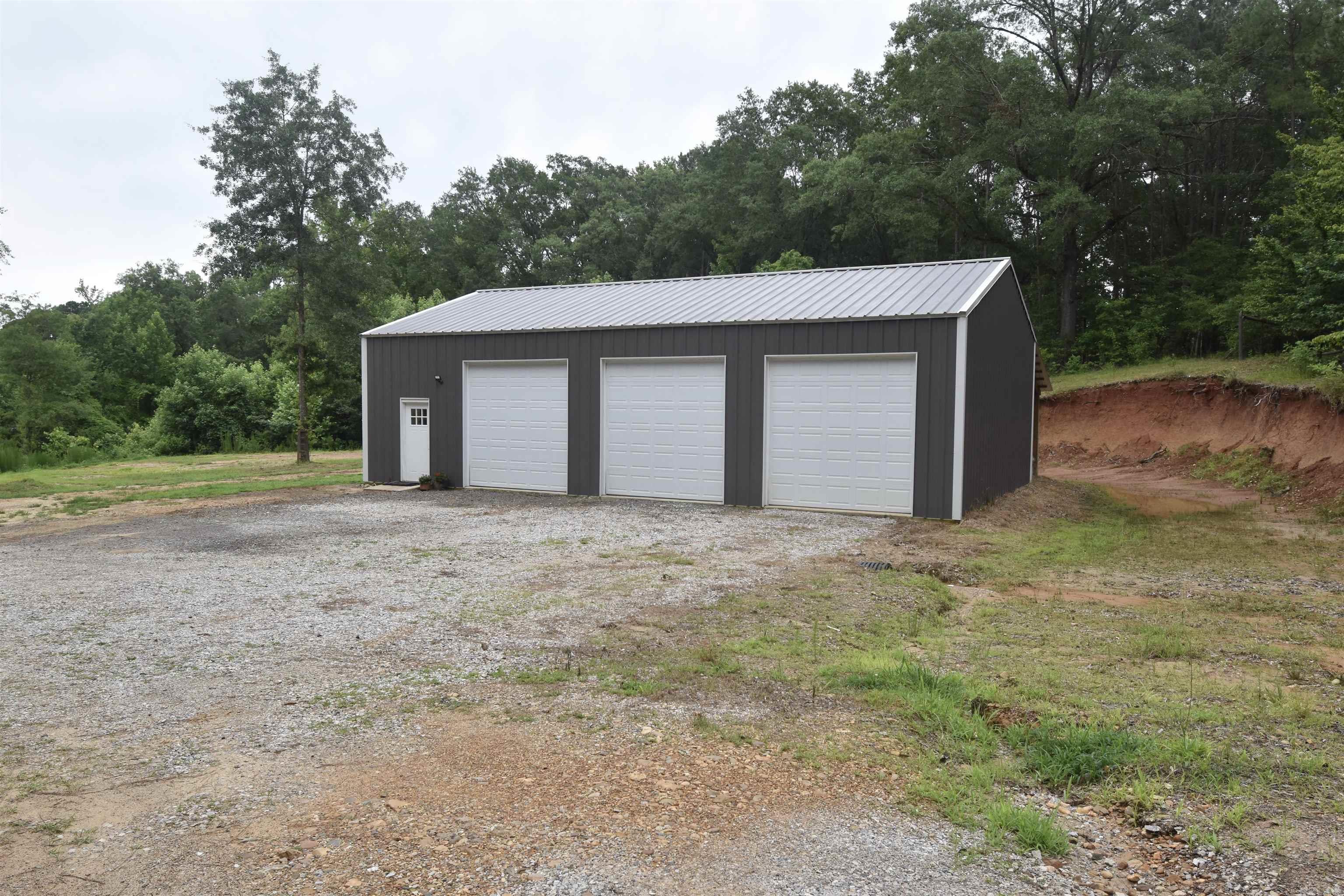 1442 Country Club  Arkadelphia, AR