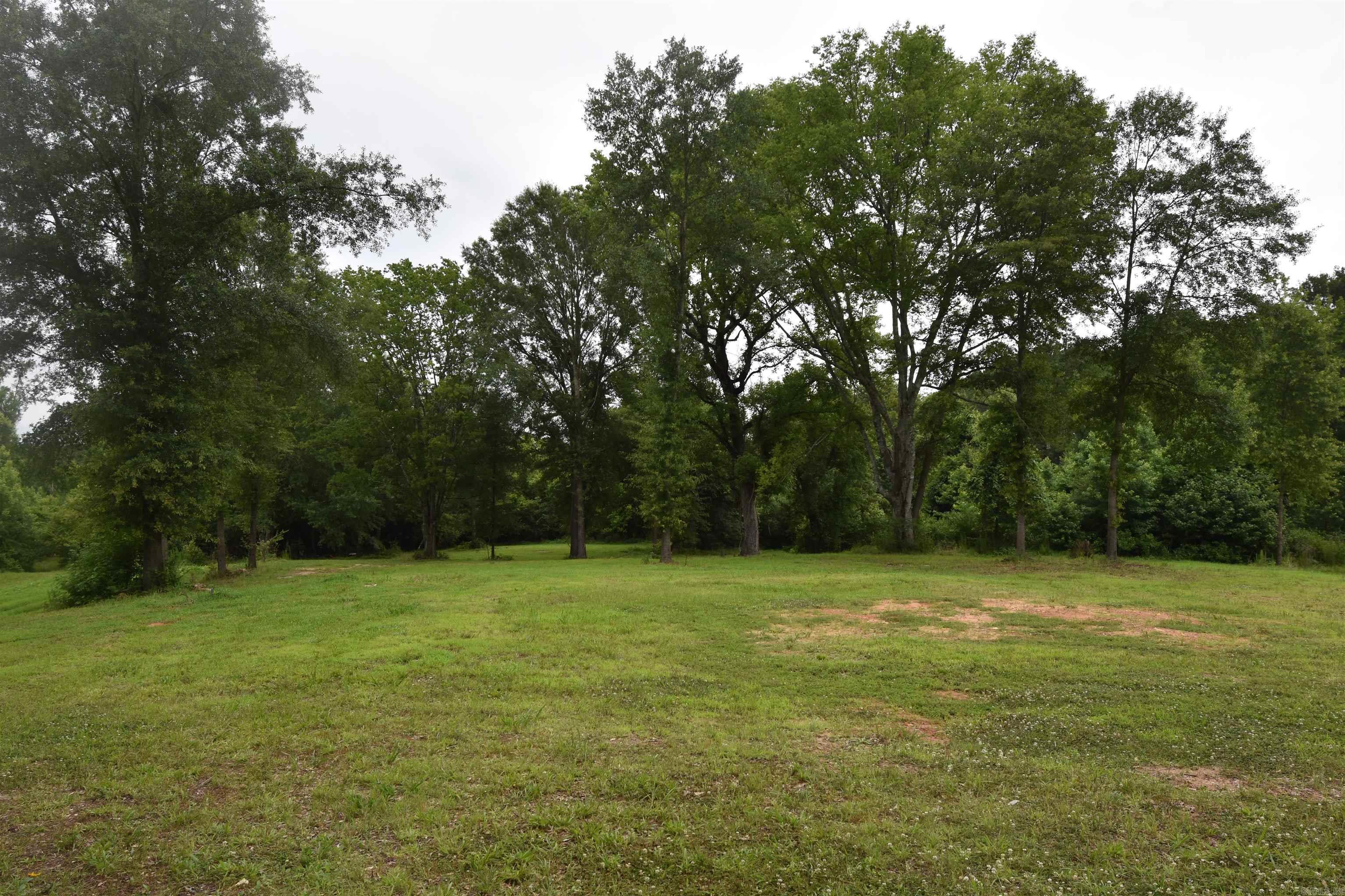 1442 Country Club  Arkadelphia, AR