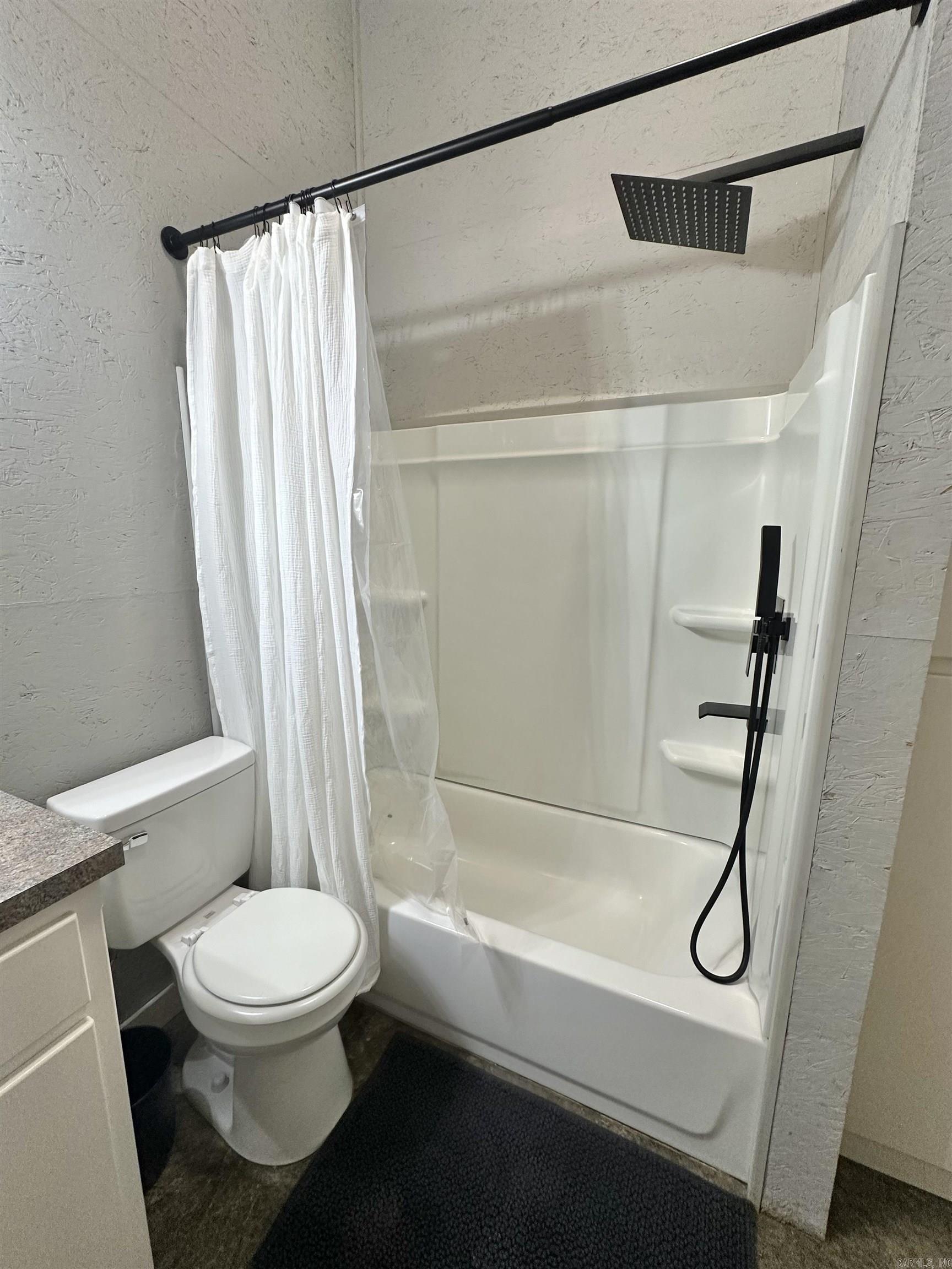 1442 Country Club  Arkadelphia, AR