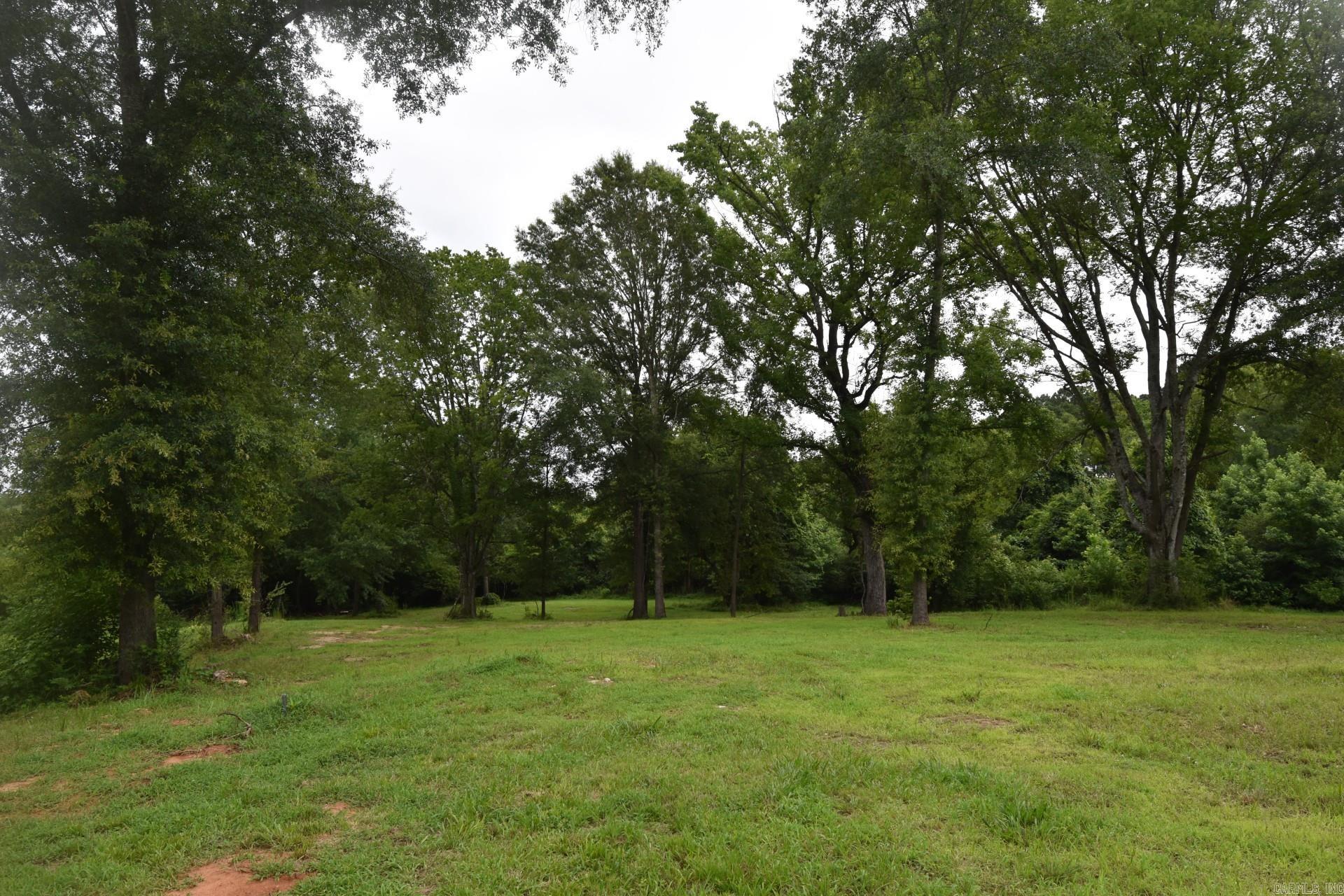 1442 Country Club  Arkadelphia, AR