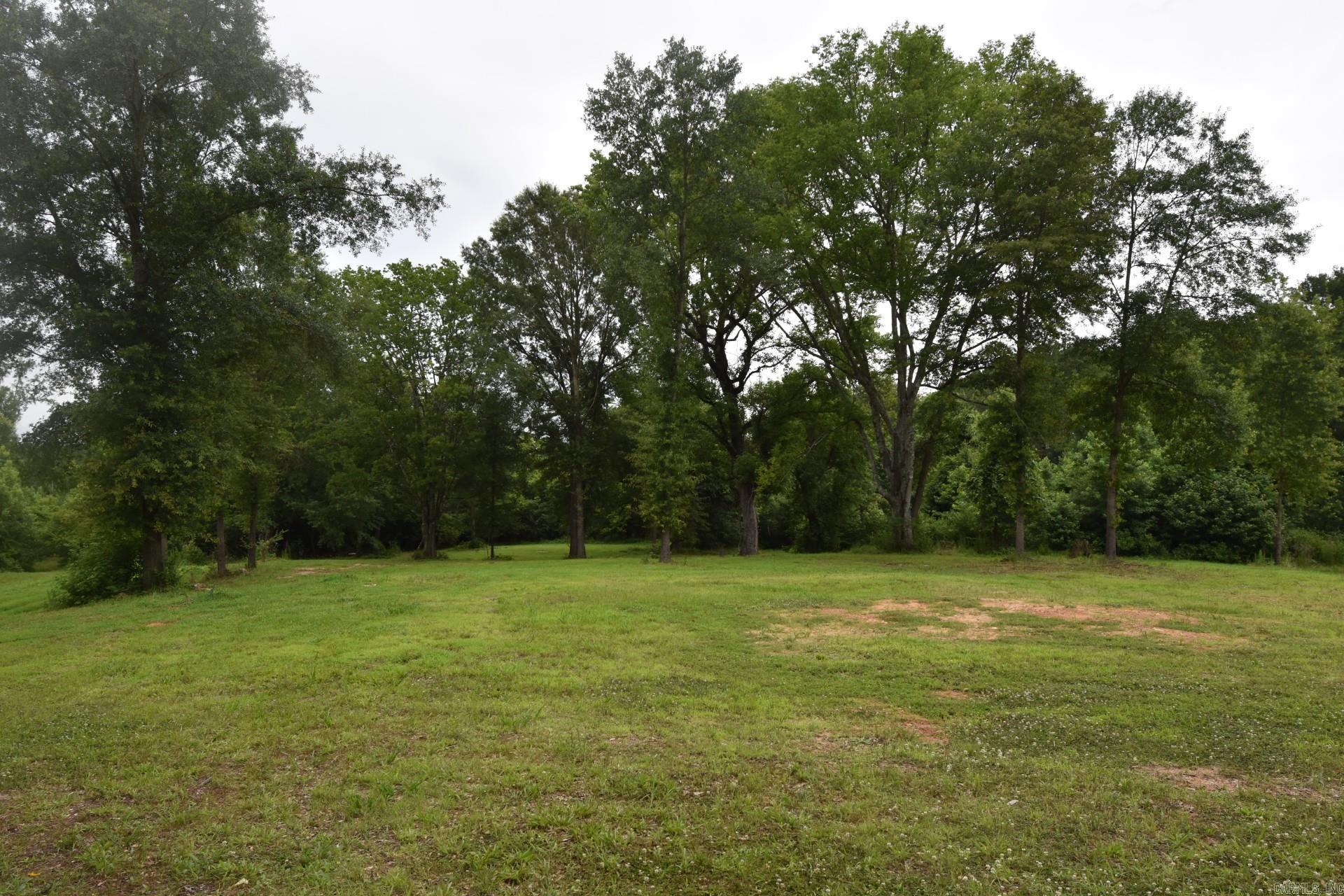 1442 Country Club  Arkadelphia, AR