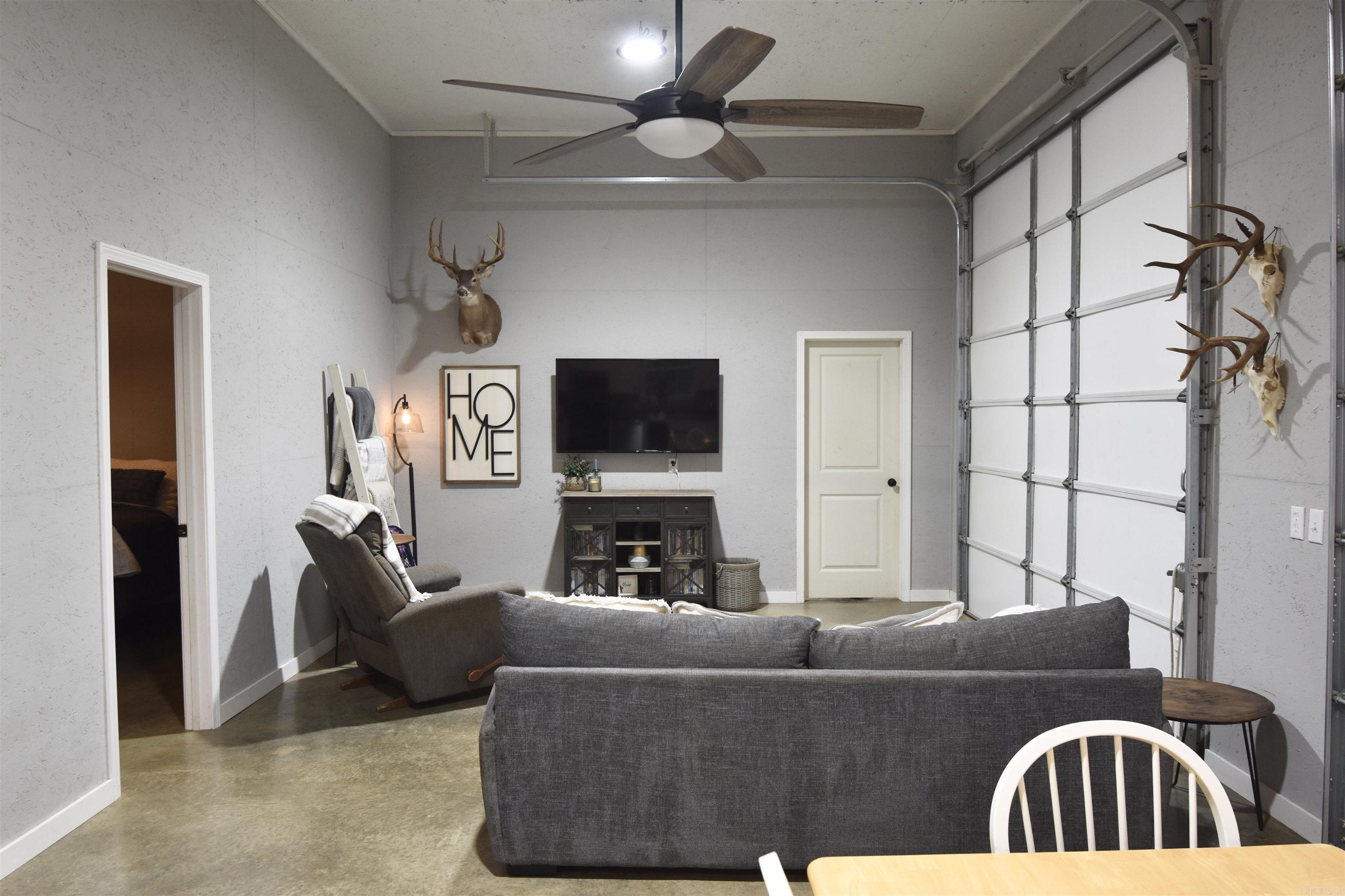 1442 Country Club  Arkadelphia, AR