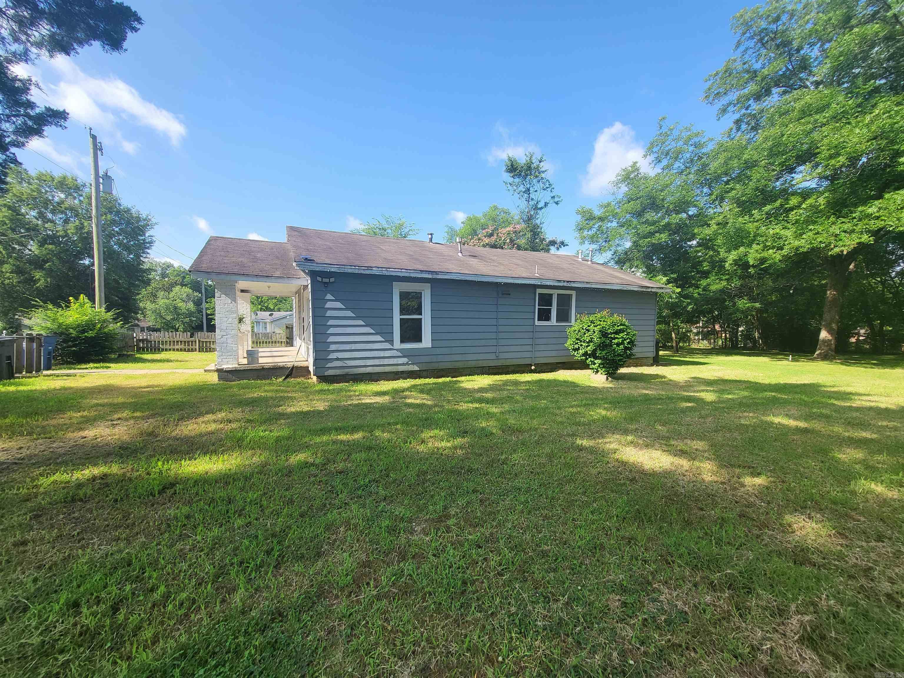 3715 Willow  North Little Rock, AR