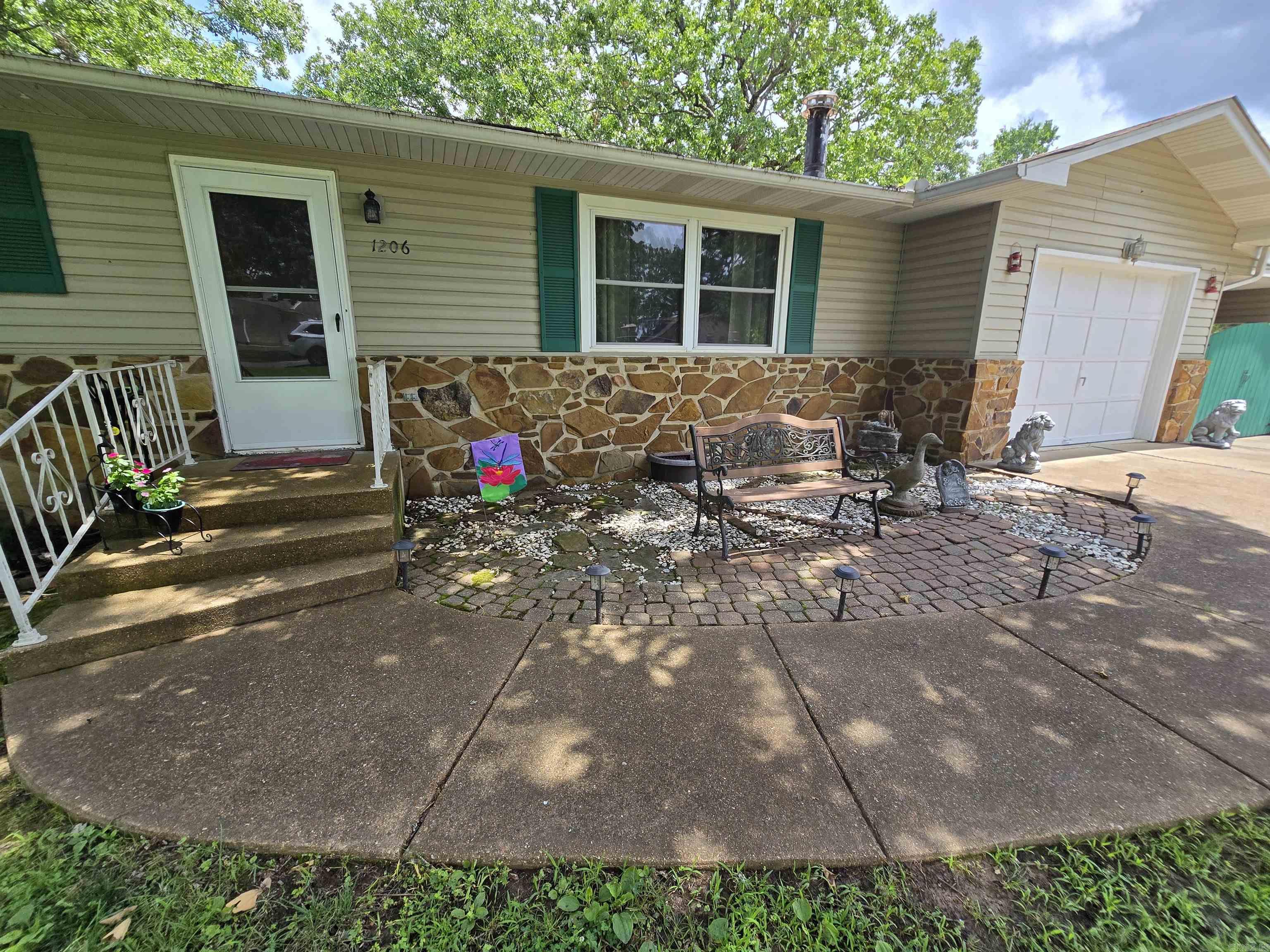 1206 Broadway Ave  Bull Shoals, AR
