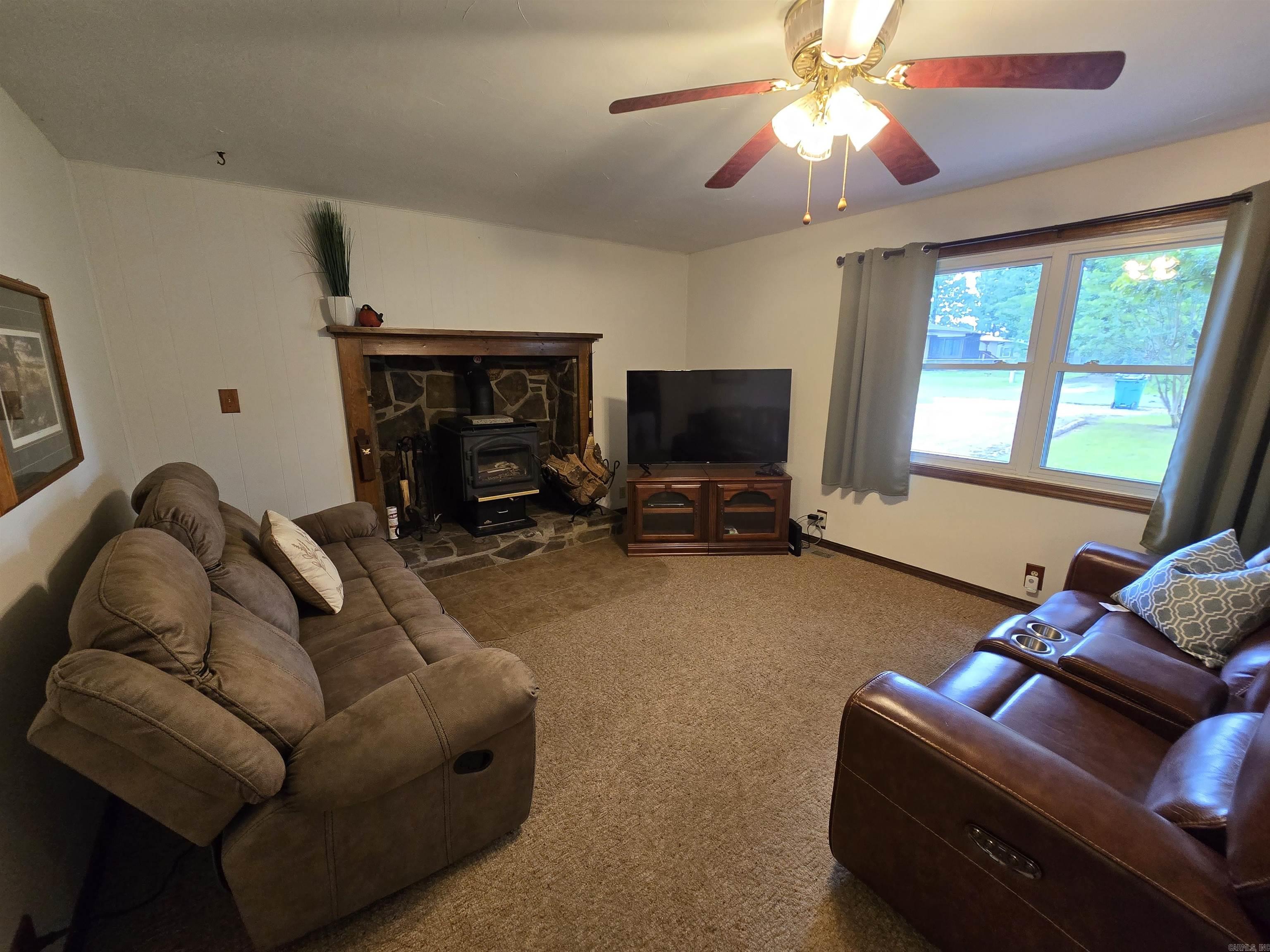 1206 Broadway Ave  Bull Shoals, AR