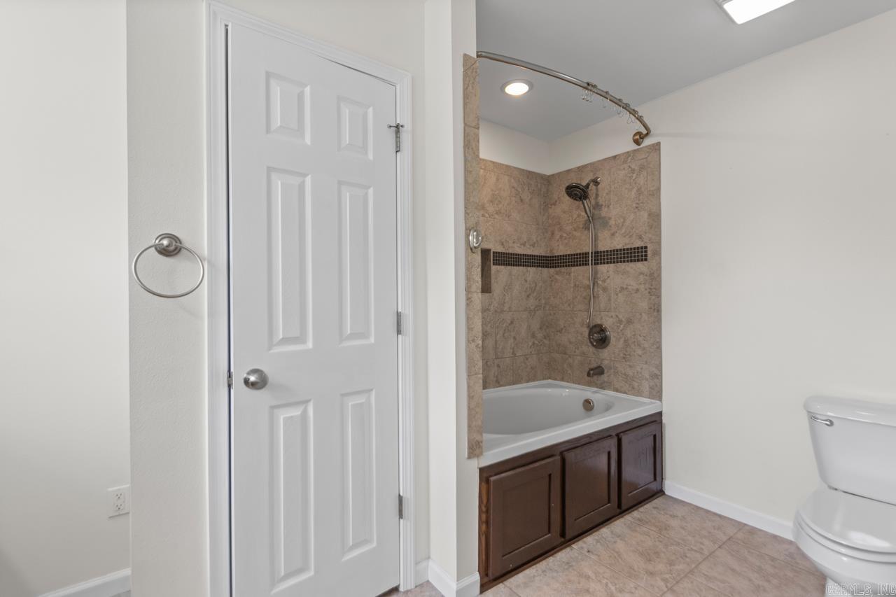 1235 Odessa  Benton, AR