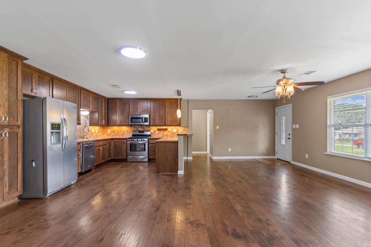 1235 Odessa  Benton, AR