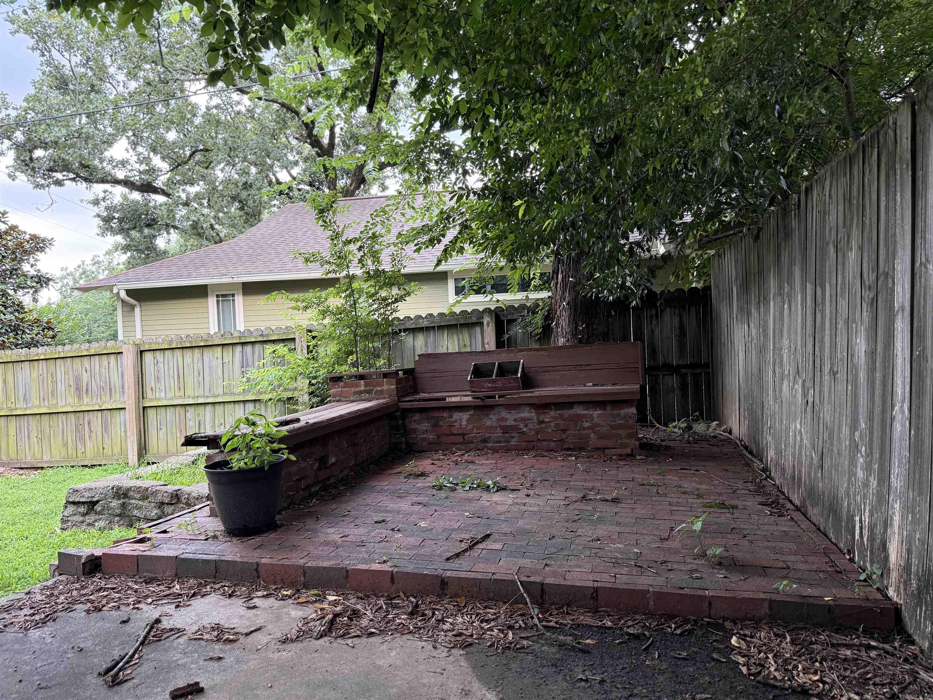 4900 Lee  Little Rock, AR
