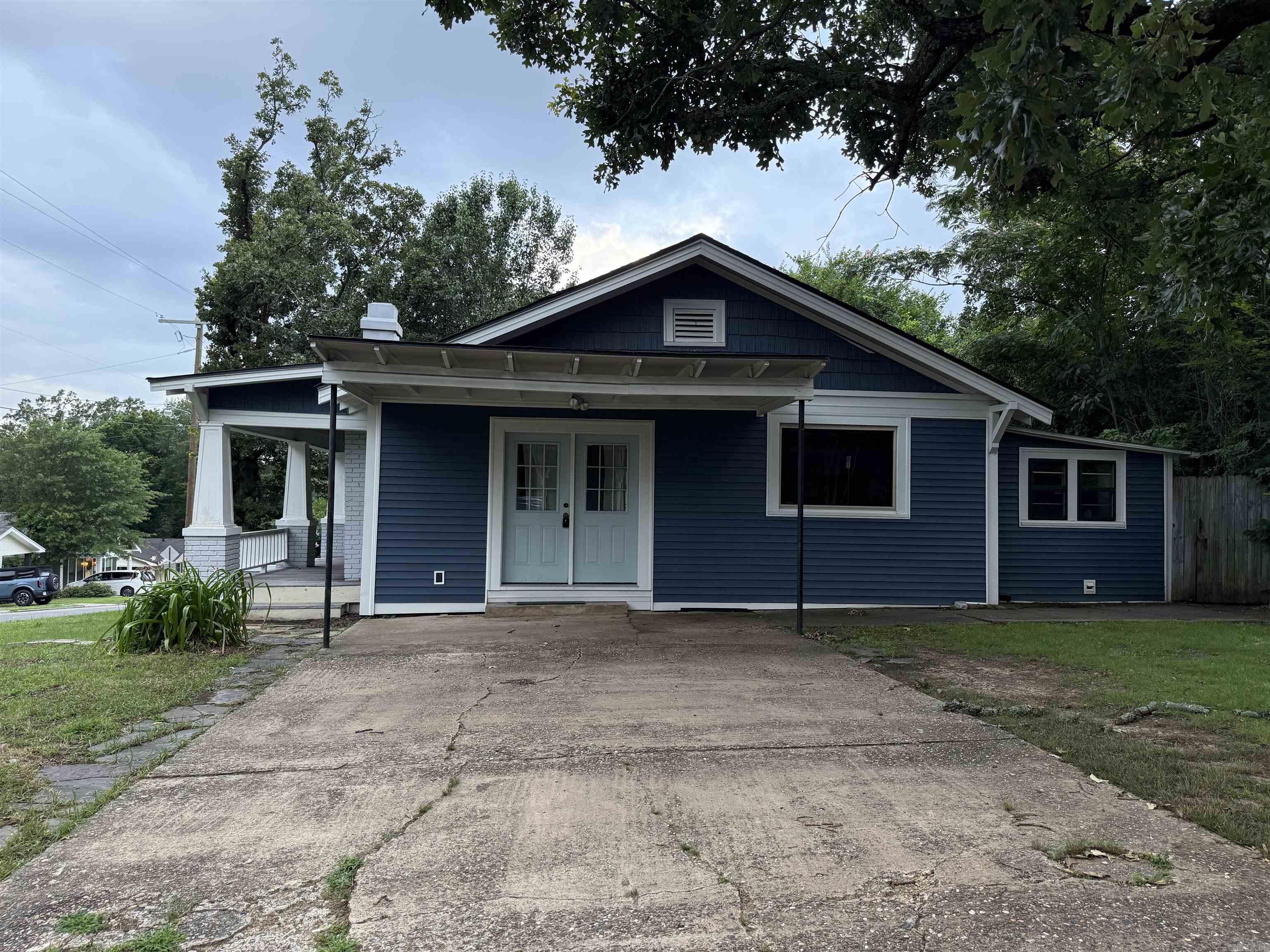 4900 Lee  Little Rock, AR