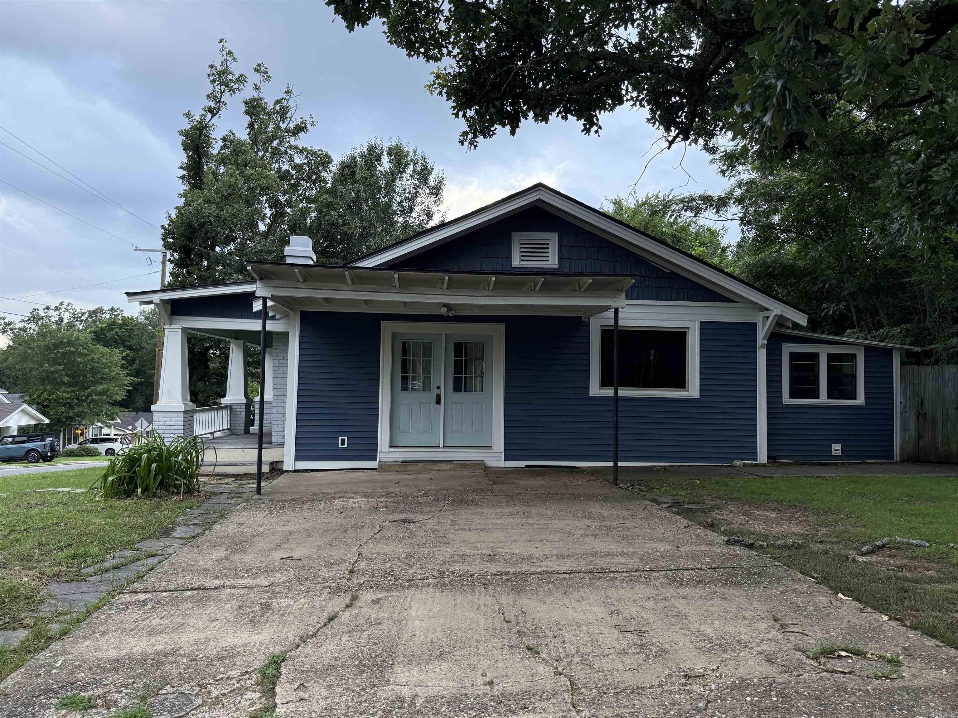 4900 Lee  Little Rock, AR