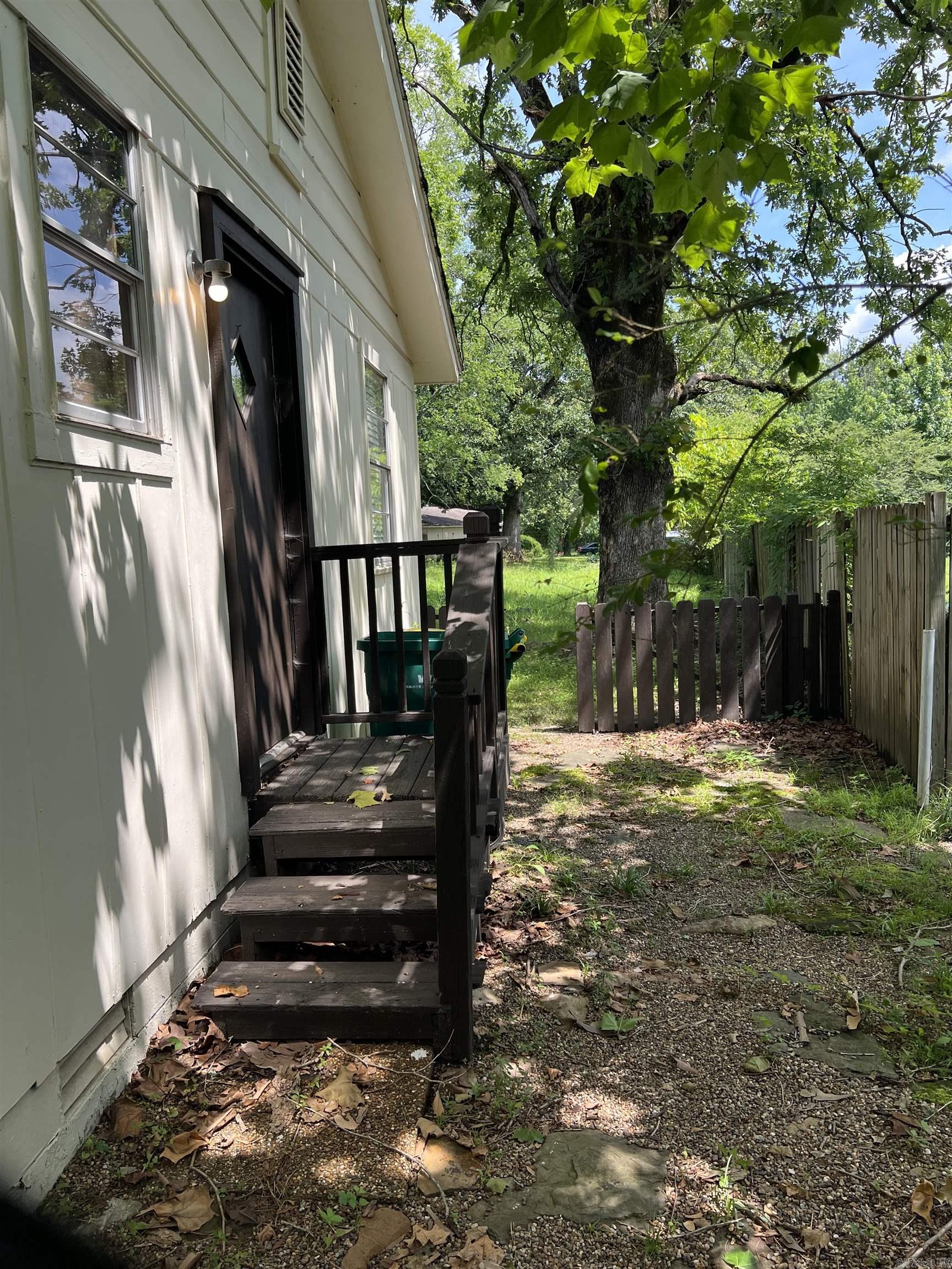 19024 Kanis  Little Rock, AR