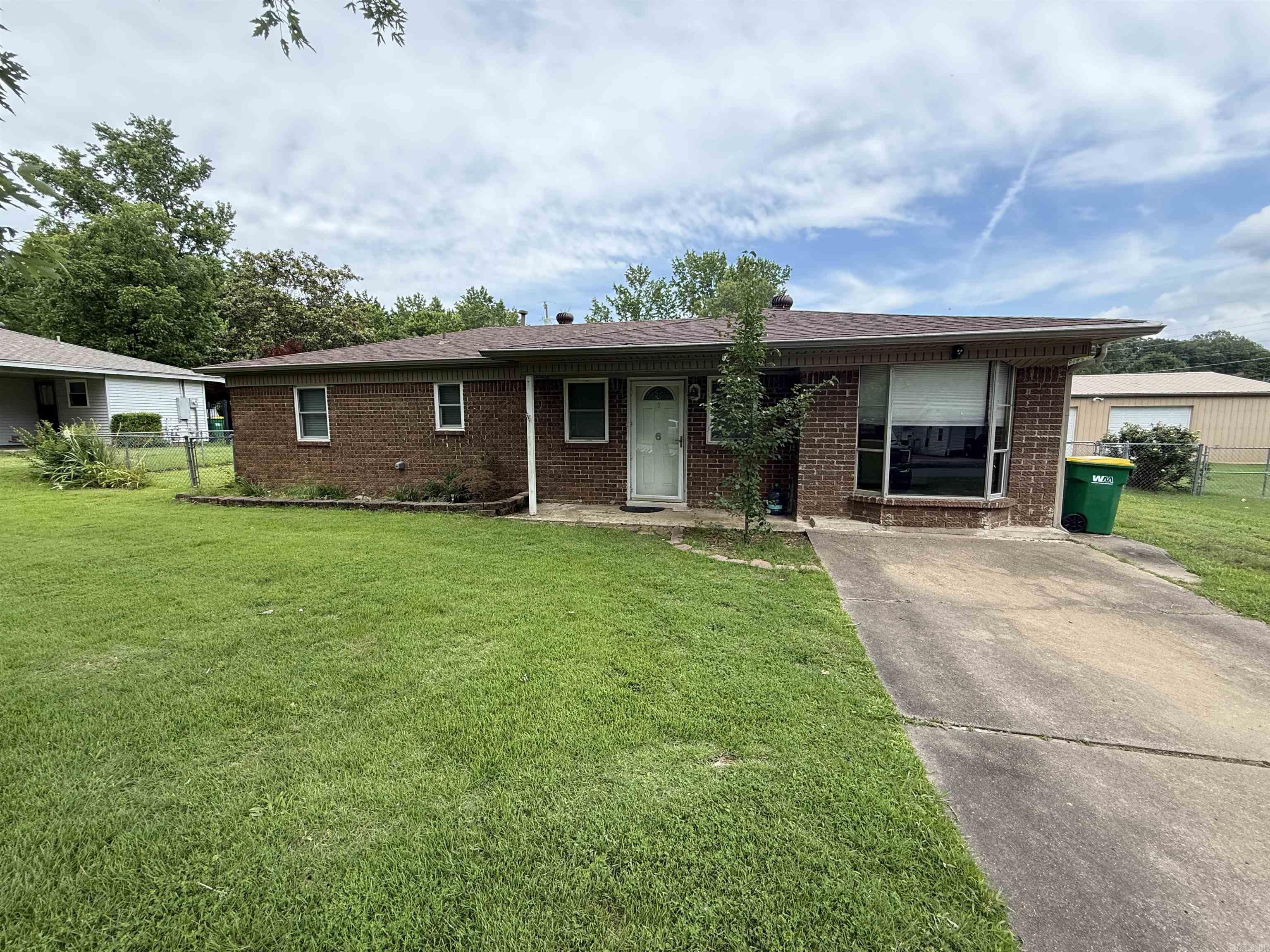 6 Compass Point St  Sherwood, AR