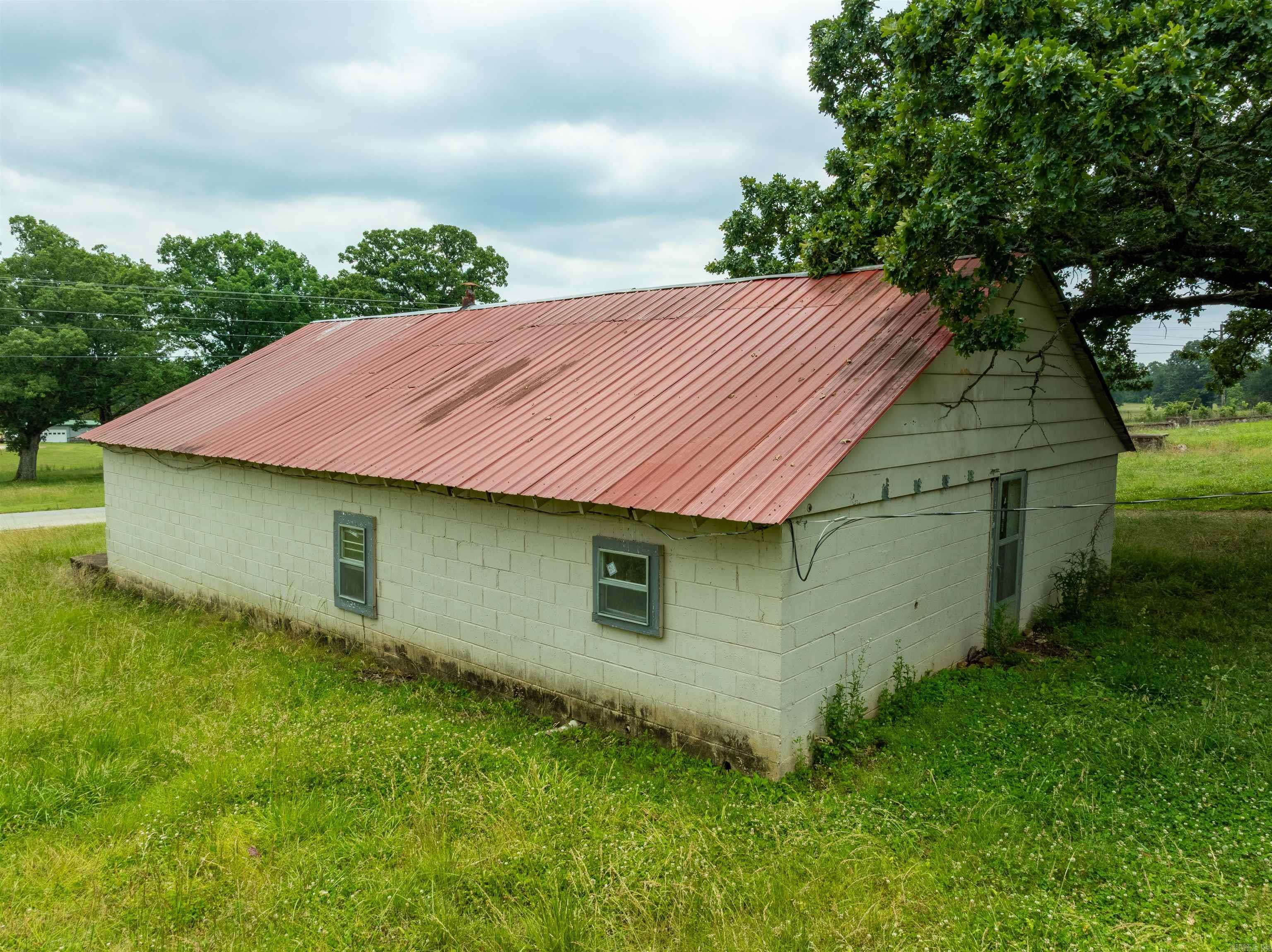 495 Nelsonville  Smithville, AR