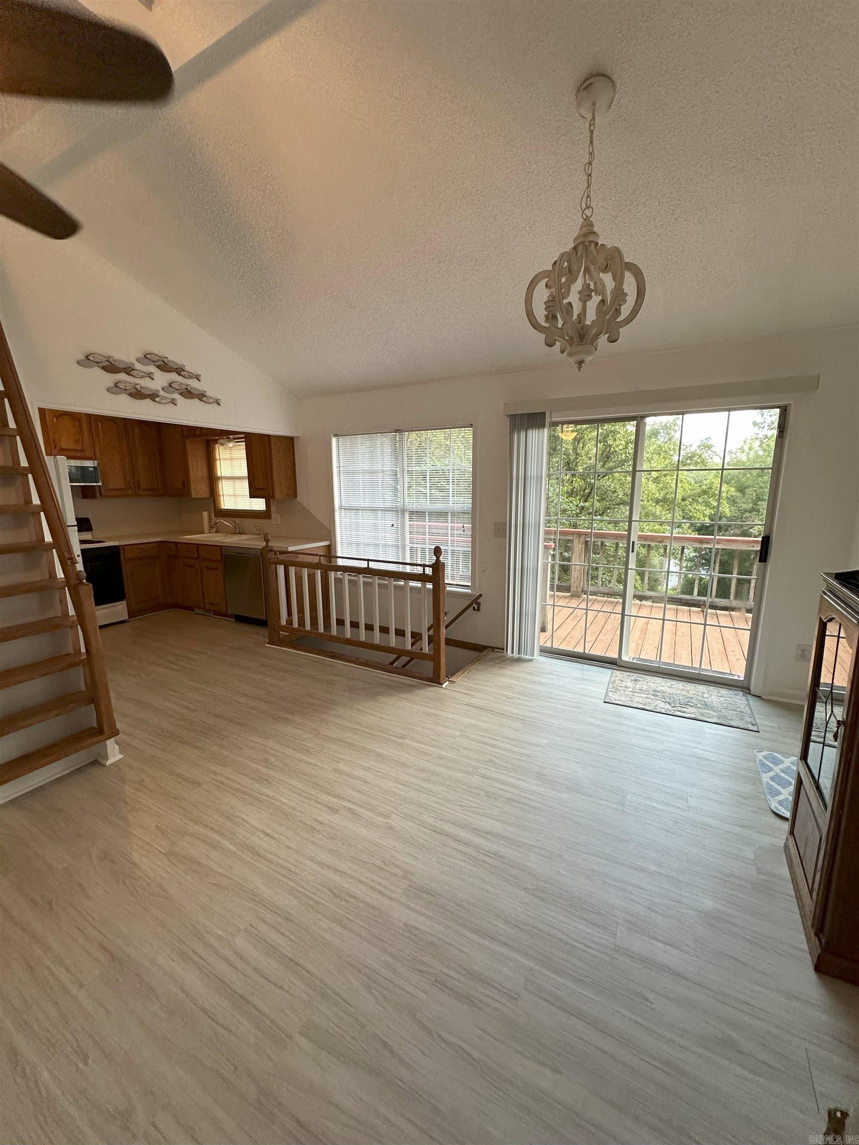 900 Davidson  Edgemont, AR