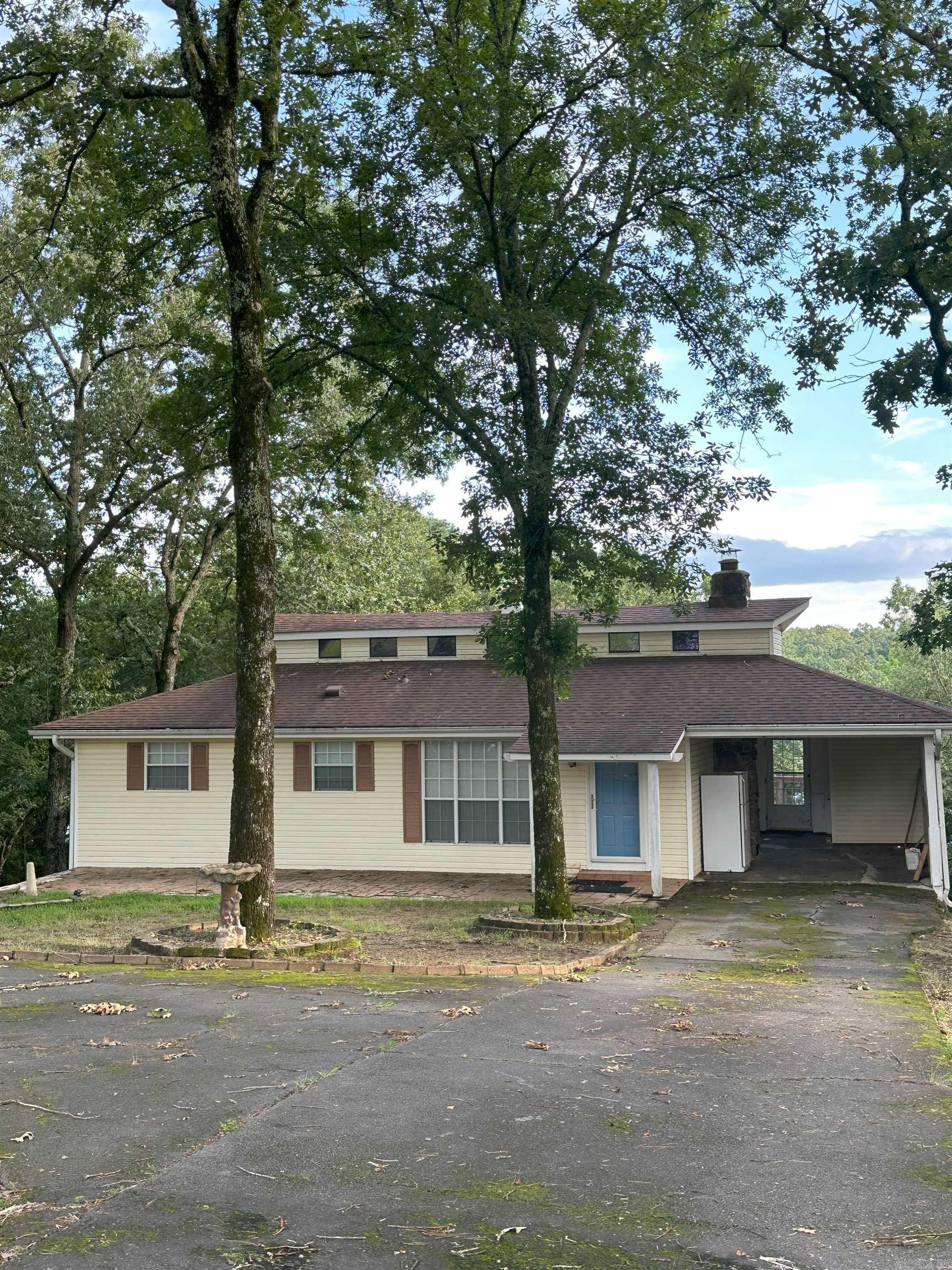 900 Davidson  Edgemont, AR