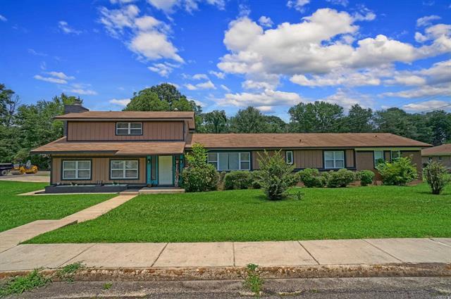 1418 W 2nd  Russellville, AR