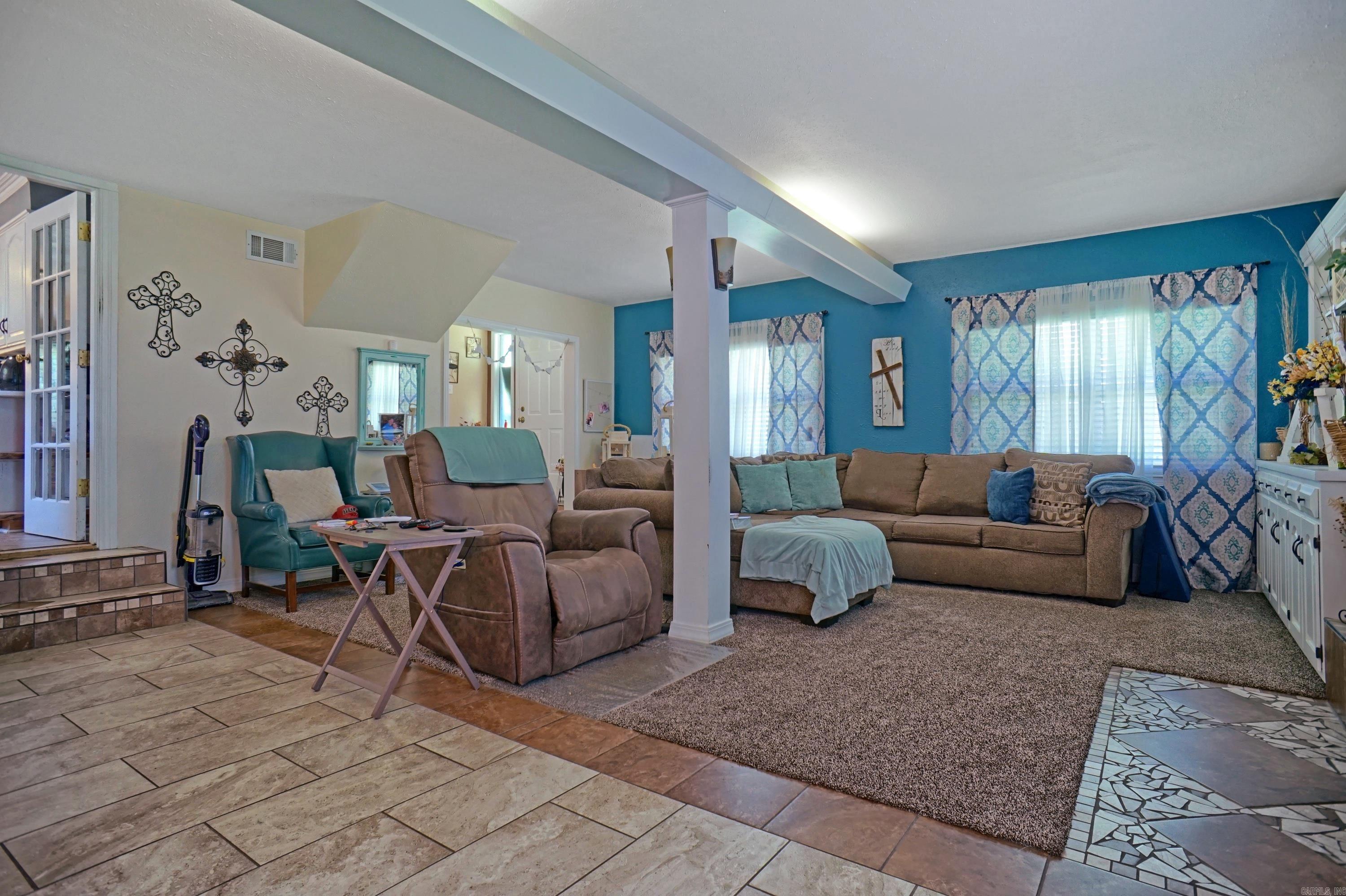 1418 W 2nd  Russellville, AR