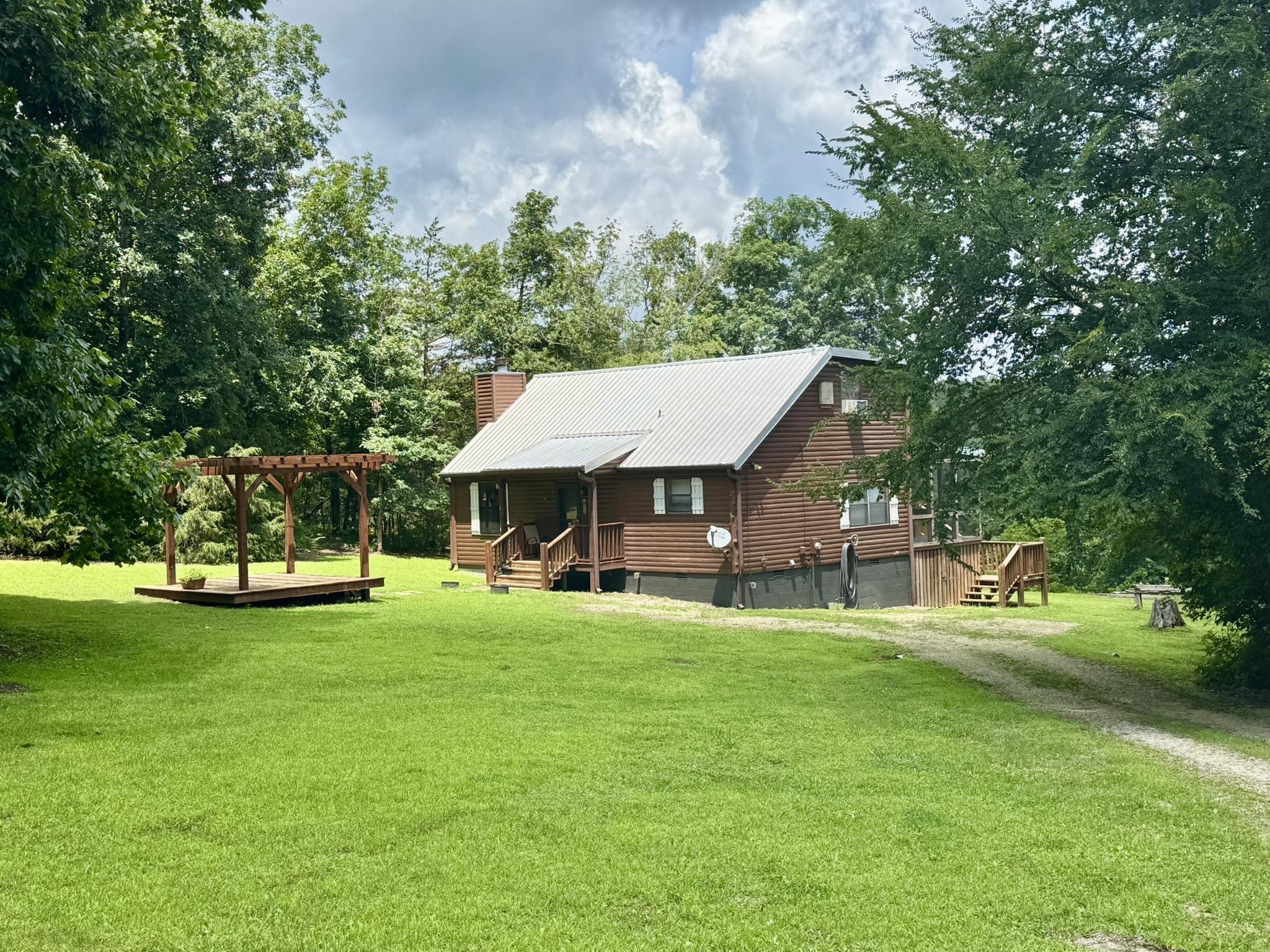 434 R.S. Bluffs Road  Melbourne, AR