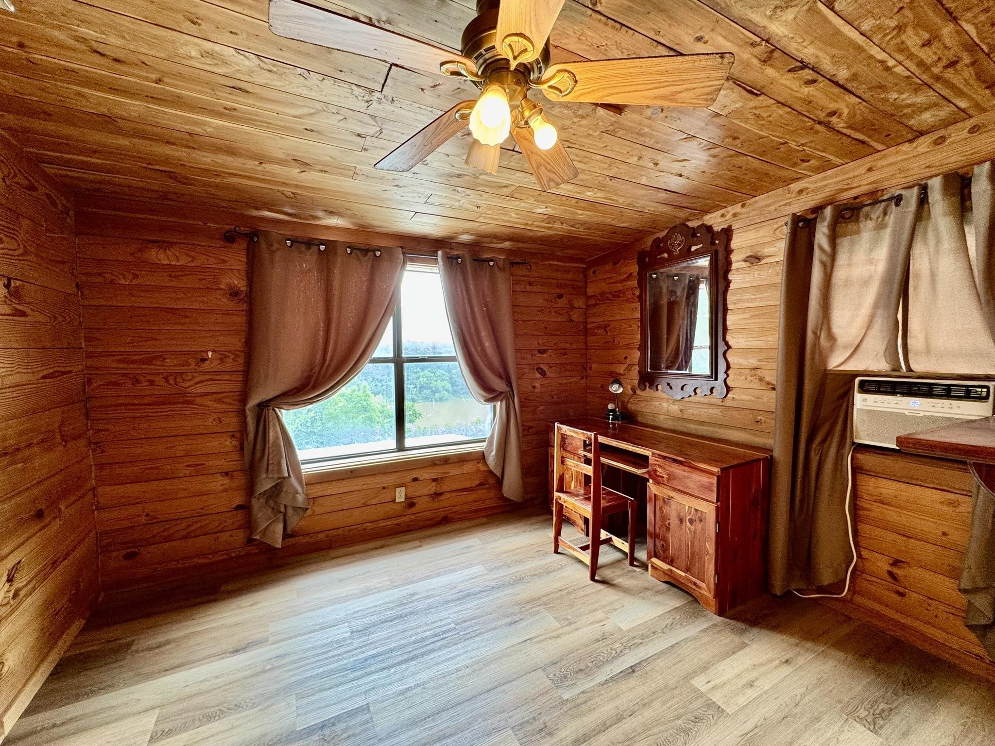 434 R.S. Bluffs Road  Melbourne, AR