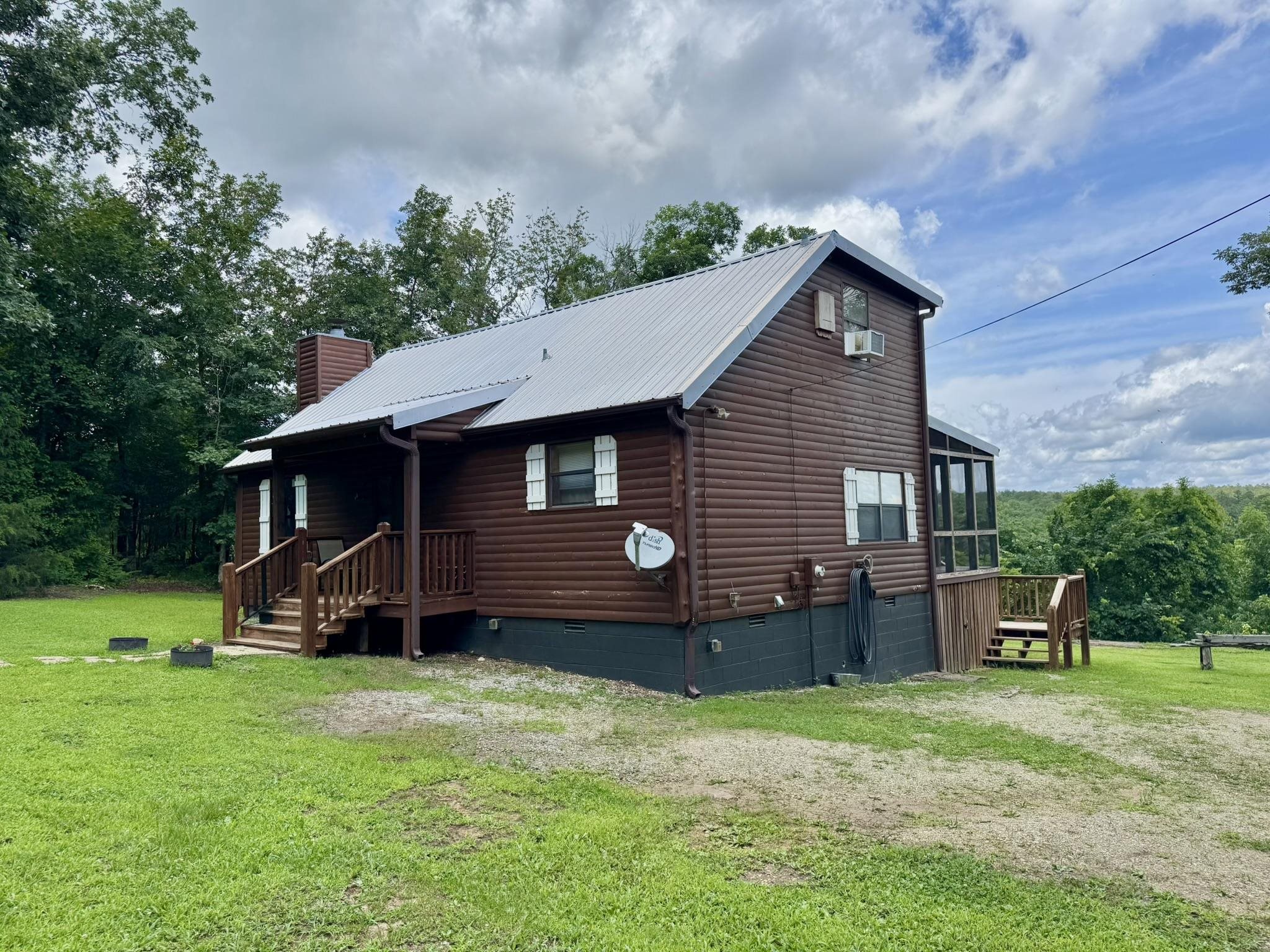 434 R.S. Bluffs Road  Melbourne, AR