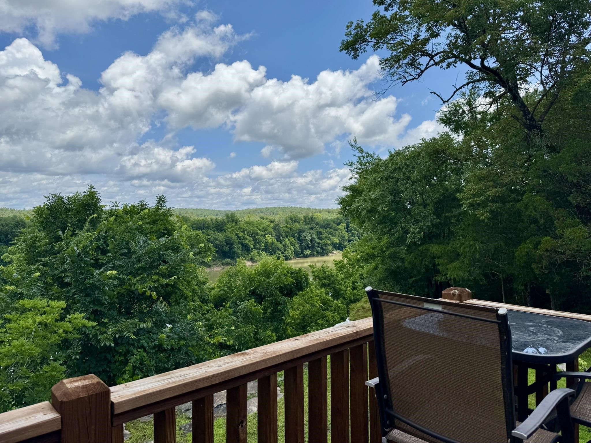 434 R.S. Bluffs Road  Melbourne, AR
