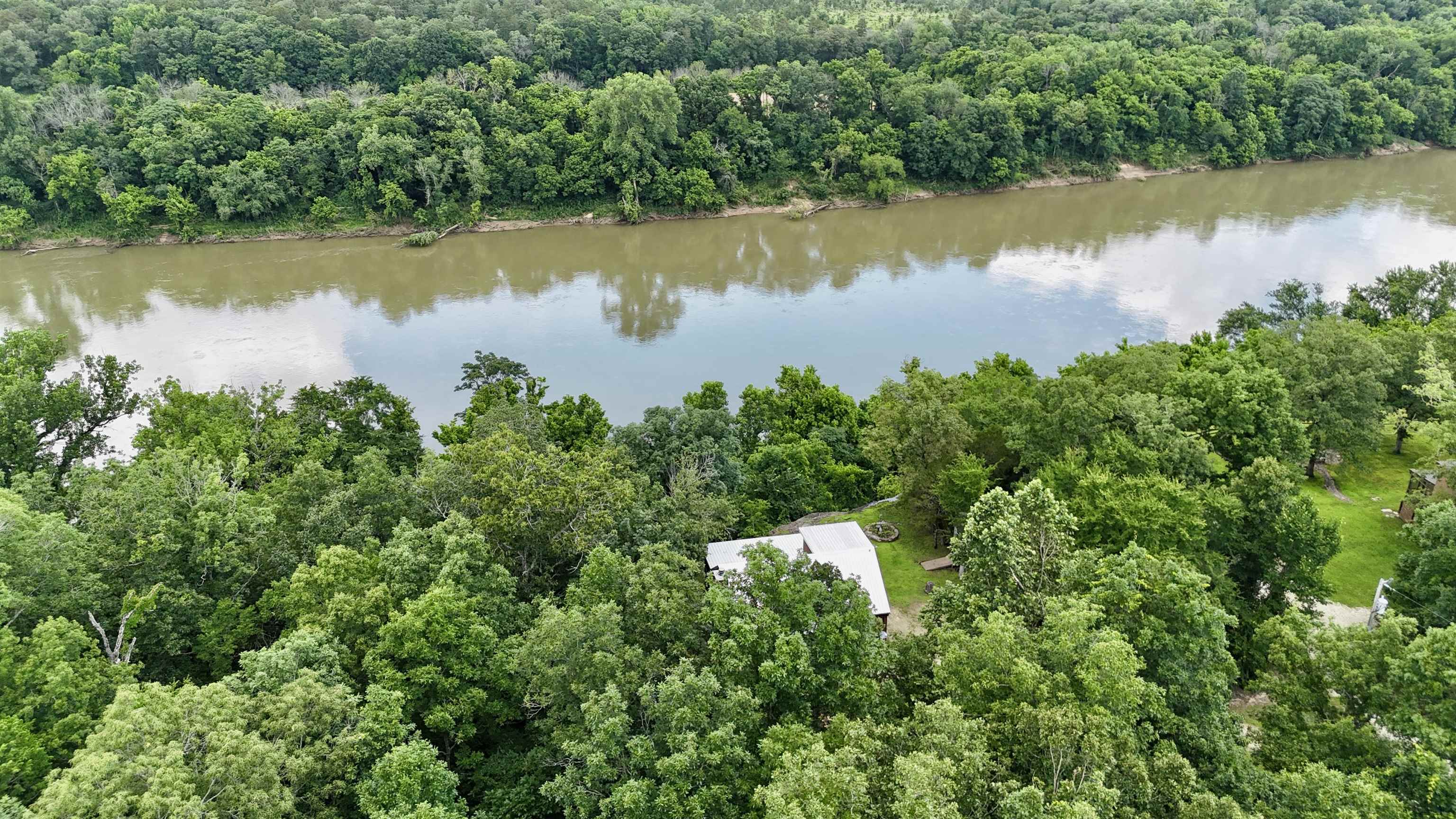 434 R.S. Bluffs Road  Melbourne, AR