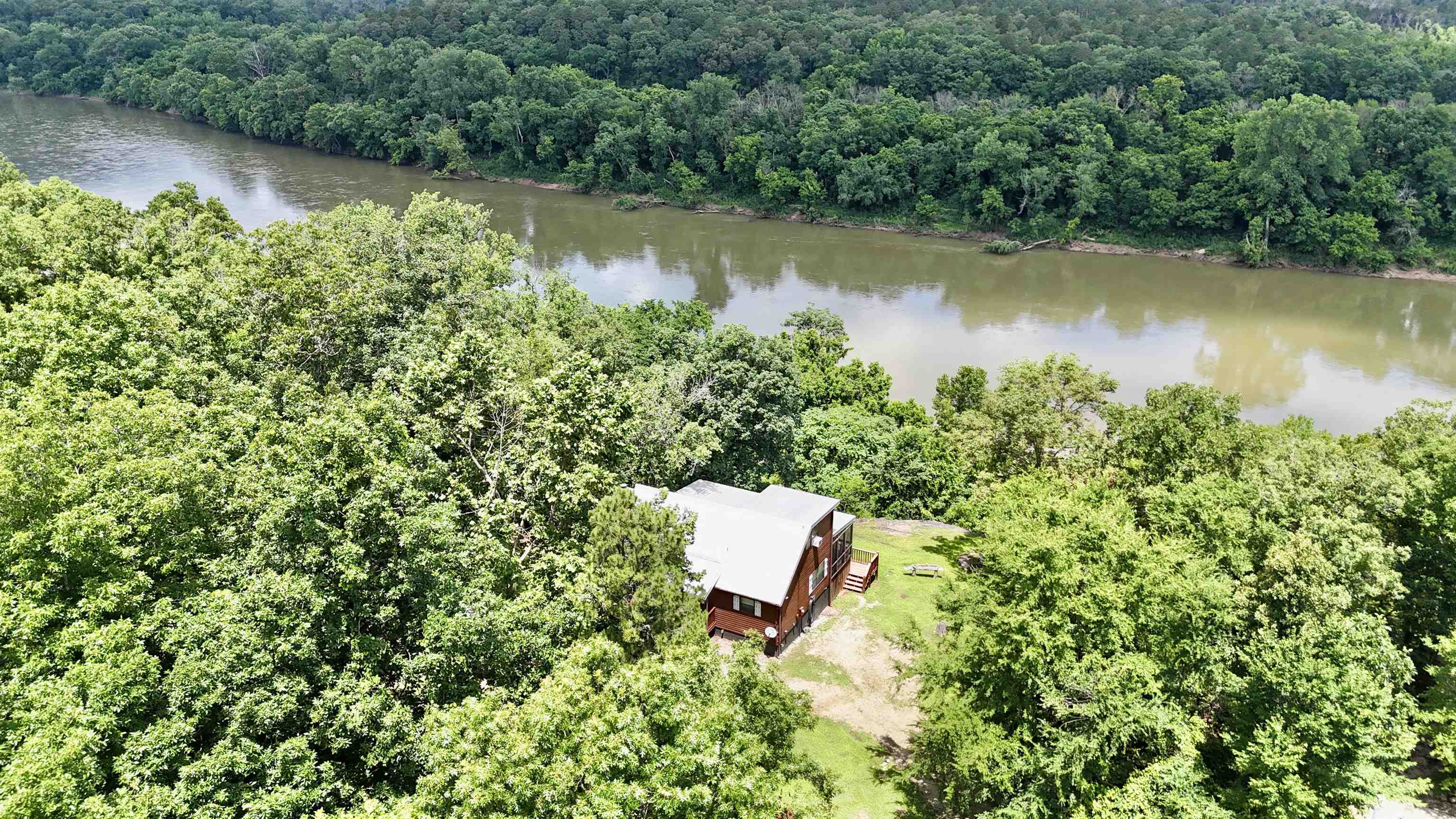 434 R.S. Bluffs Road  Melbourne, AR