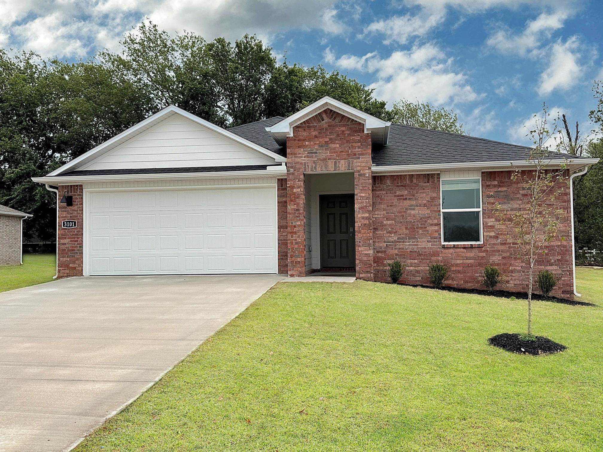 6812 Cypress  North Little Rock, AR