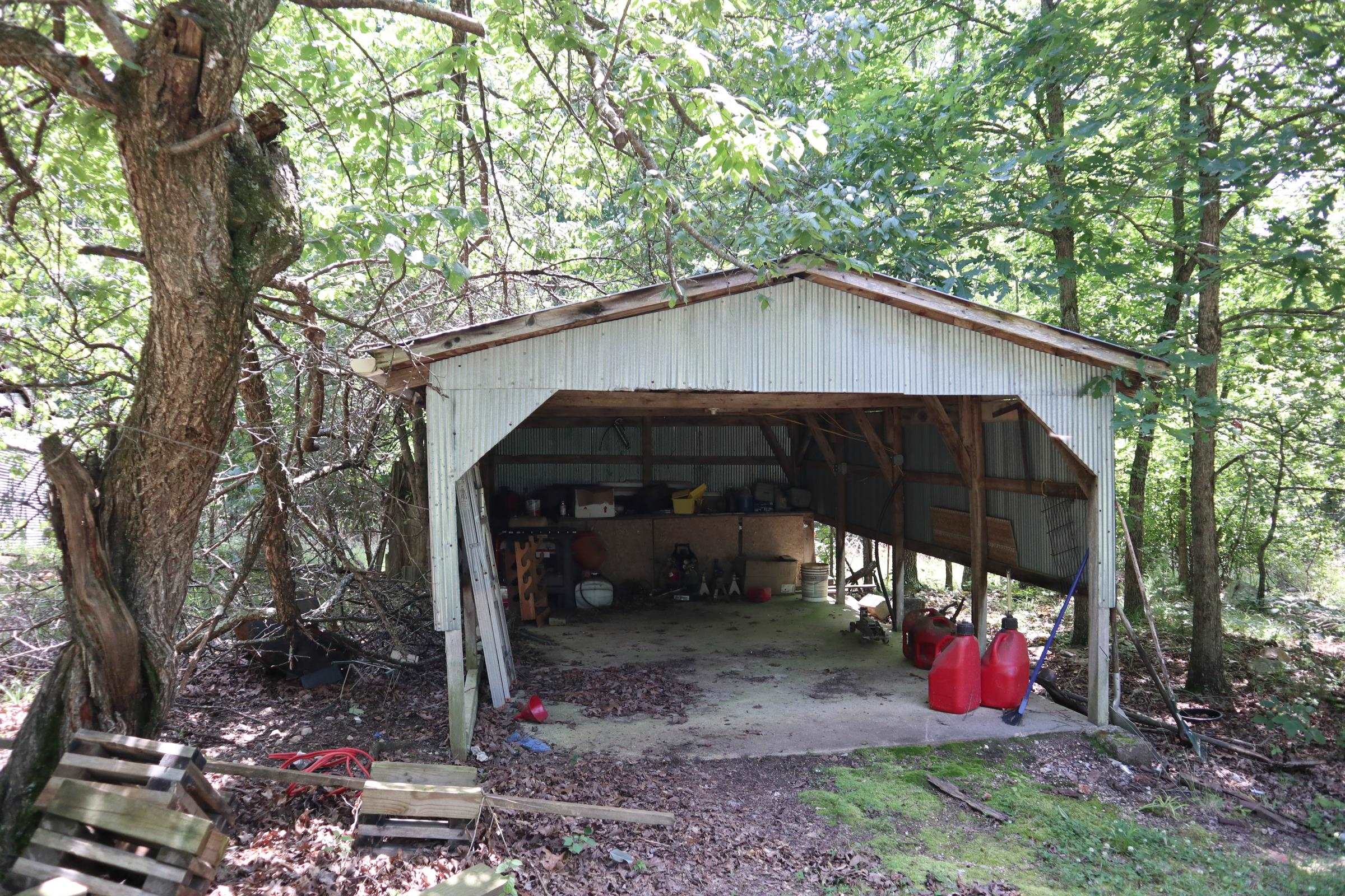123 Greenbrook Trl  Salem, AR
