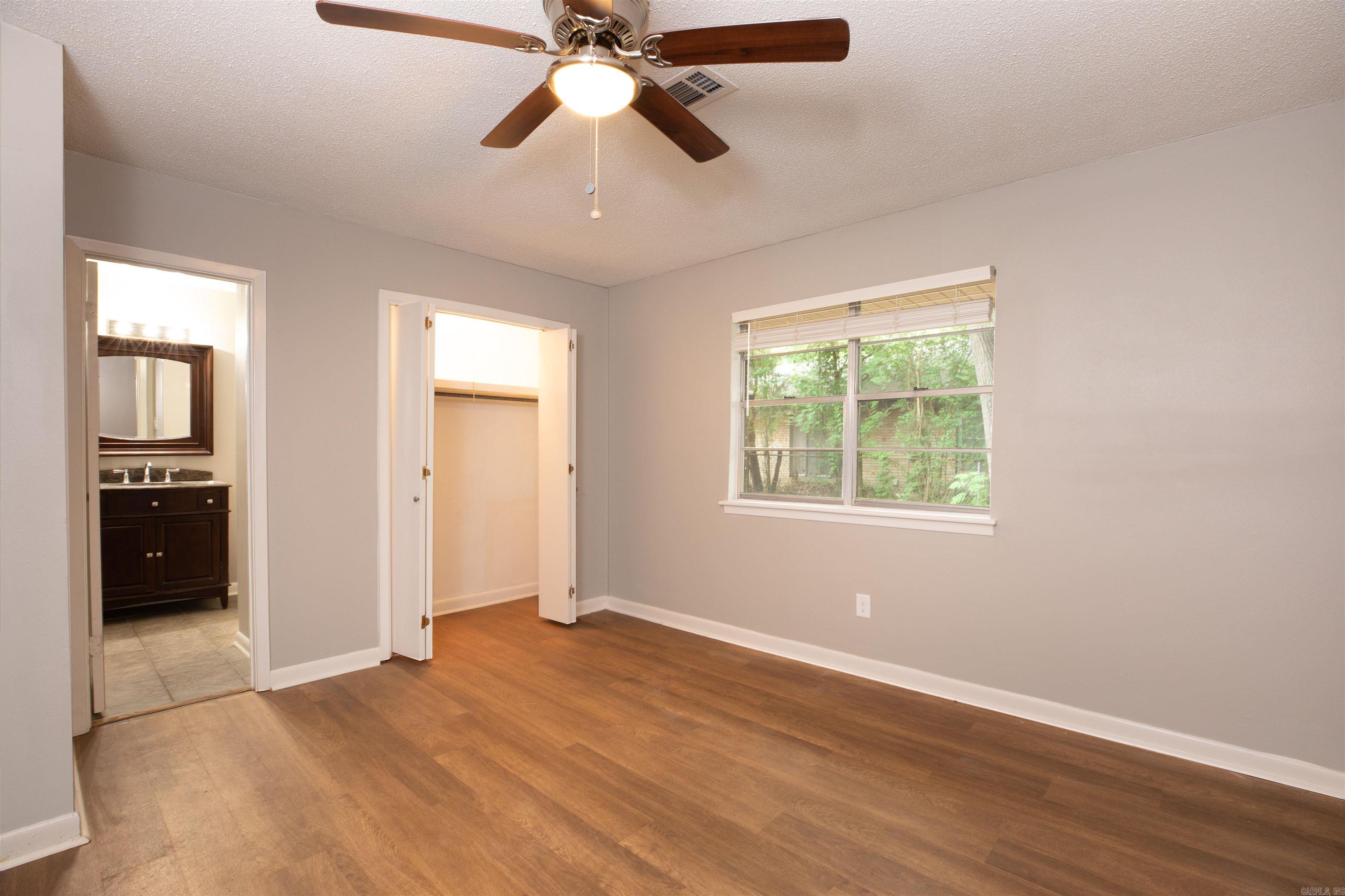 6905 White Oak Cove  White Hall, AR