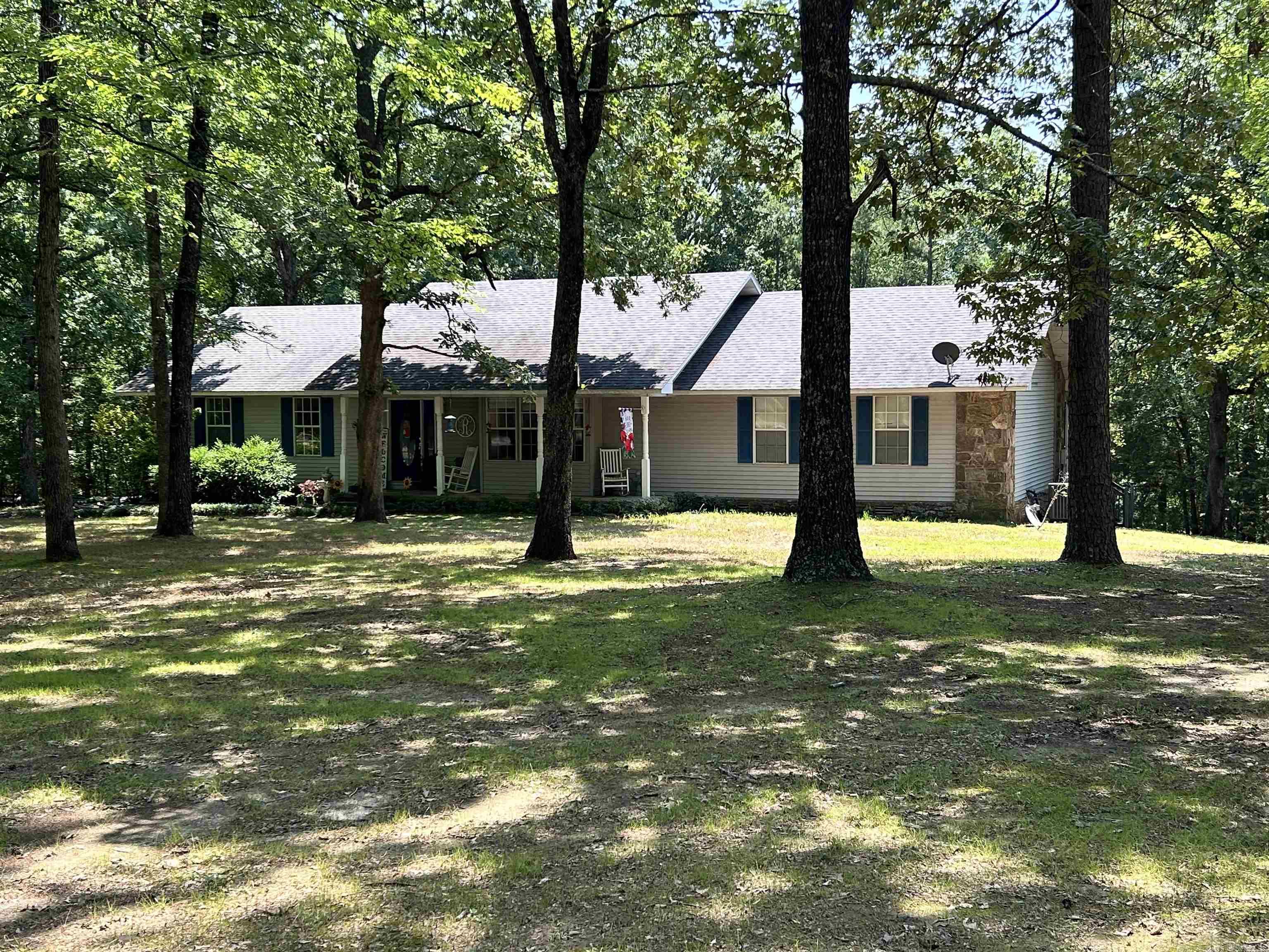 142 Meade  Clinton, AR
