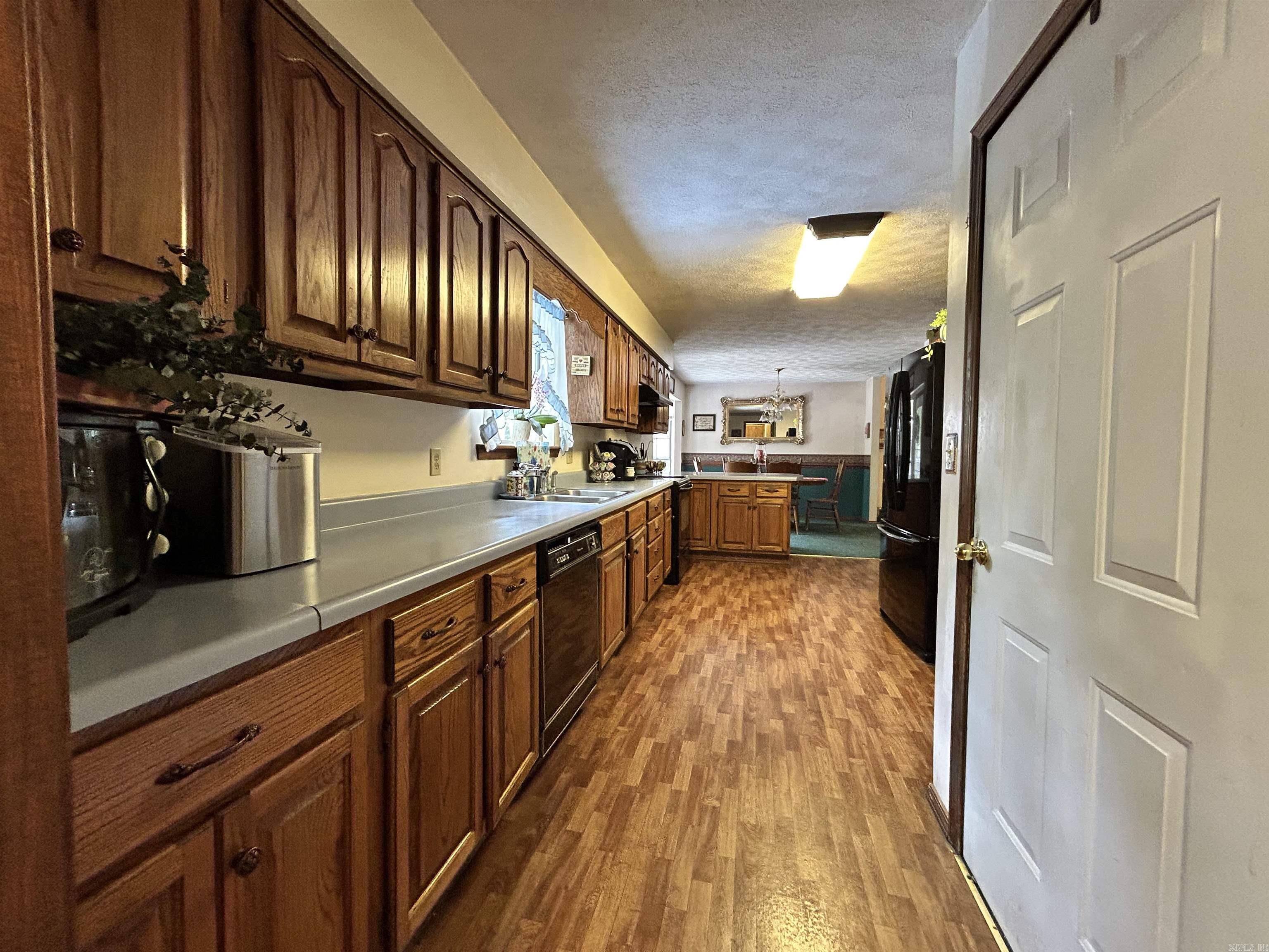 142 Meade  Clinton, AR