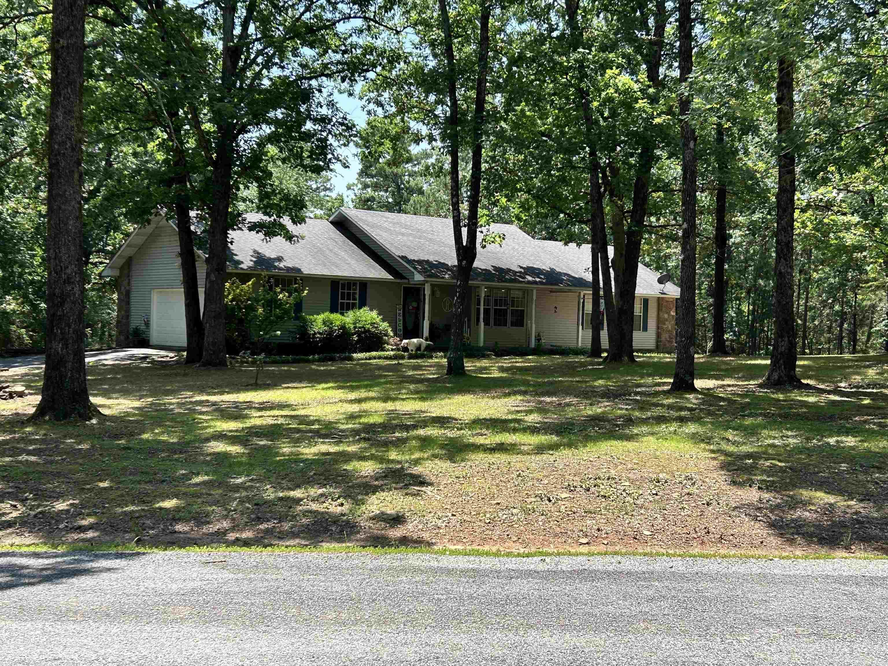 142 Meade  Clinton, AR