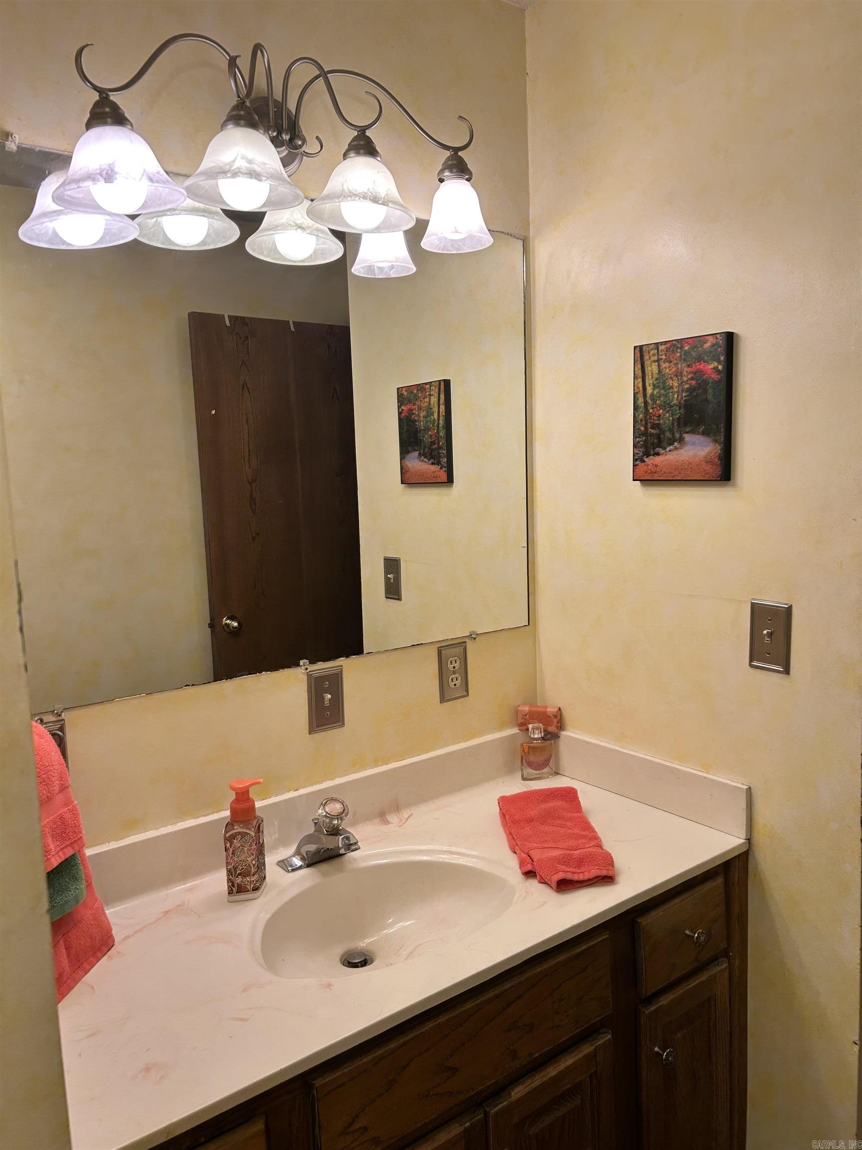 142 Meade Road Clinton, AR 72031