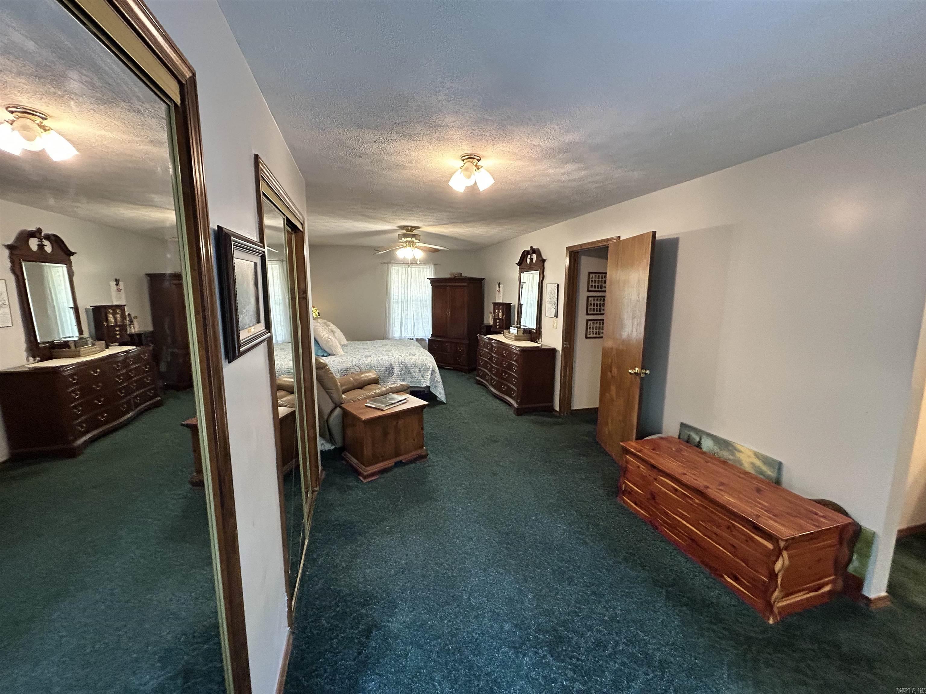 142 Meade  Clinton, AR