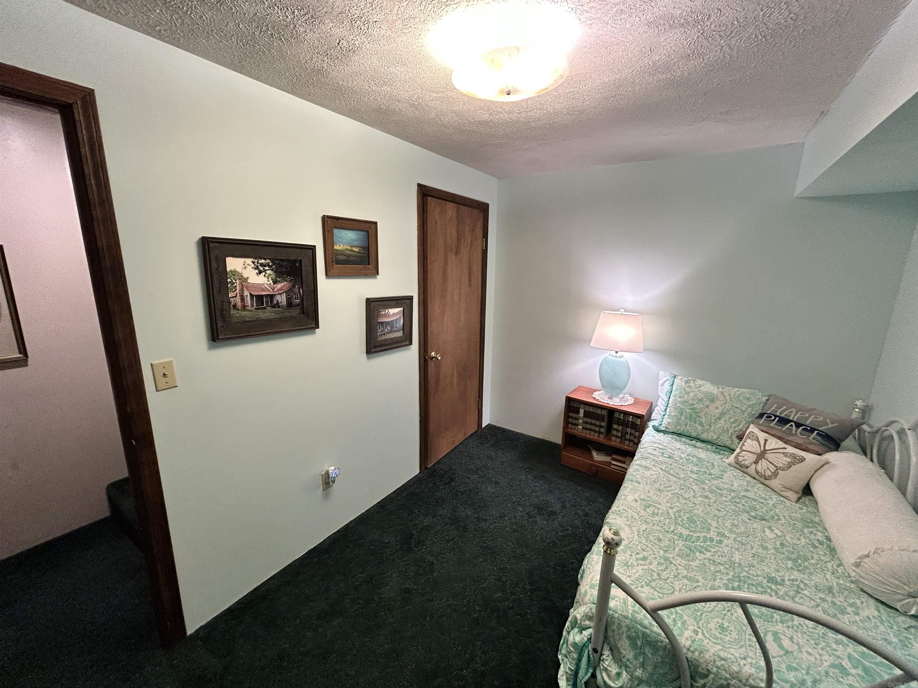 142 Meade  Clinton, AR