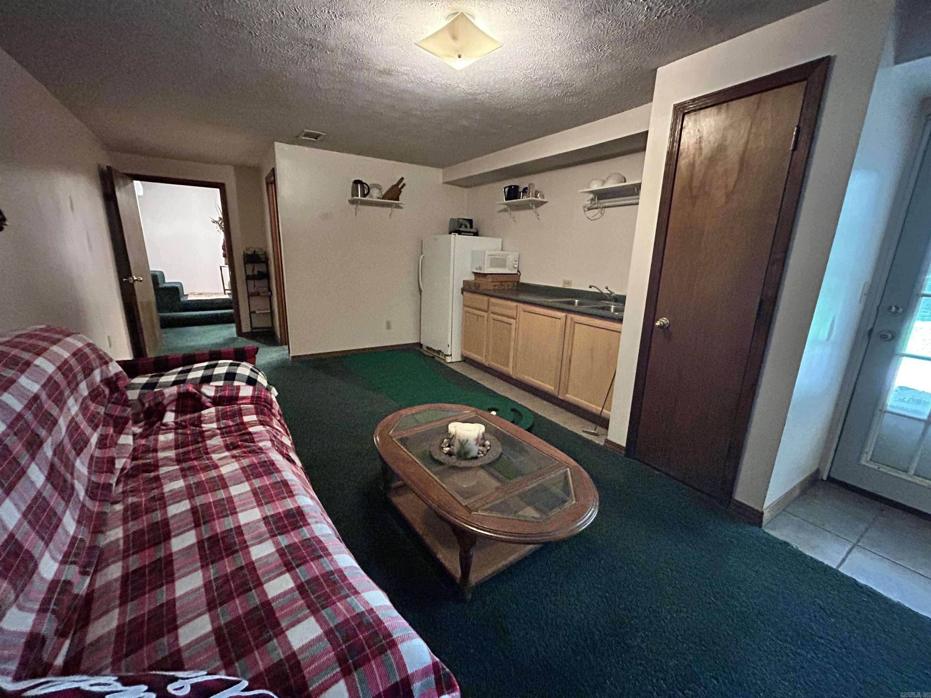 142 Meade  Clinton, AR