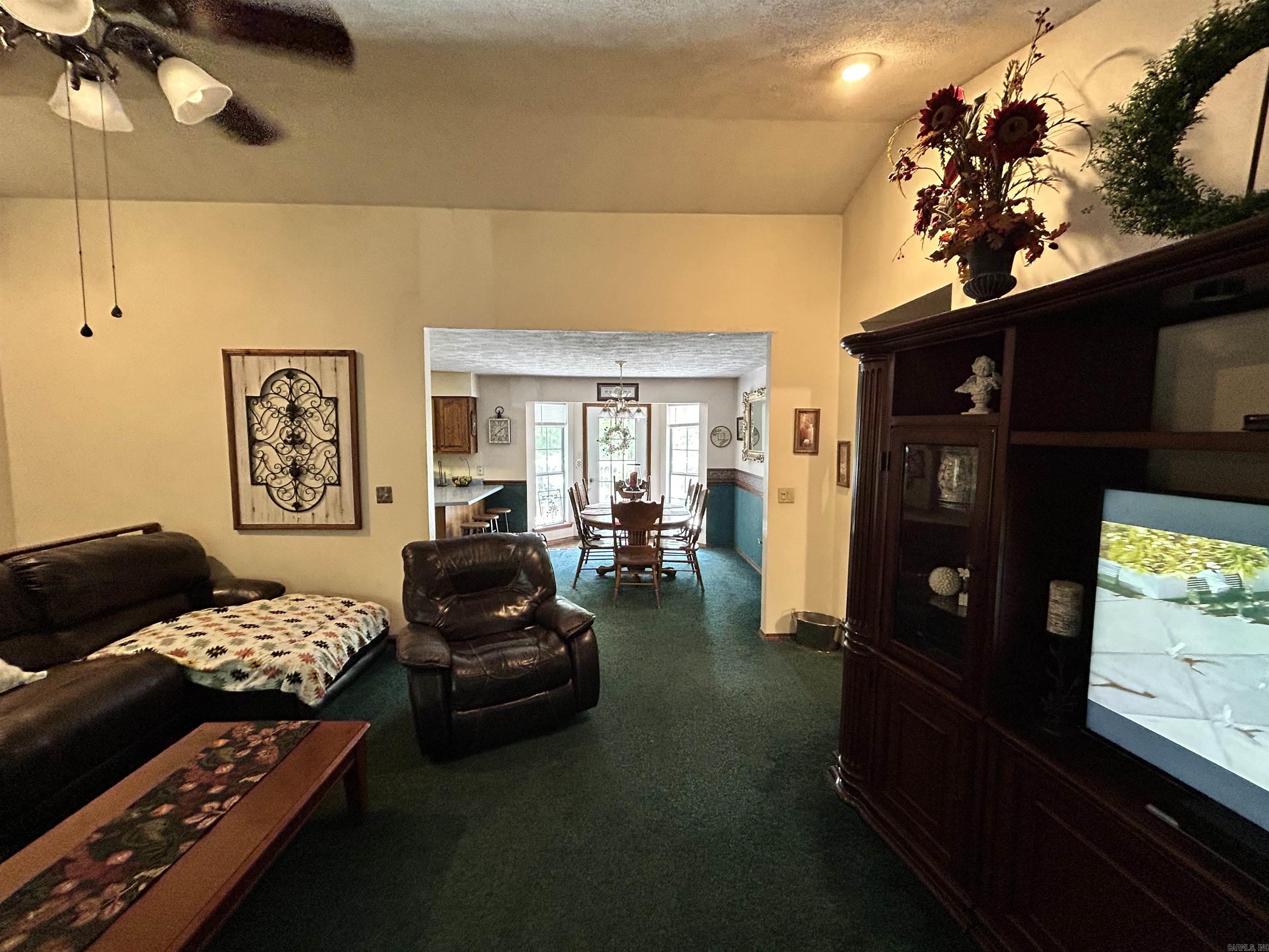 142 Meade  Clinton, AR