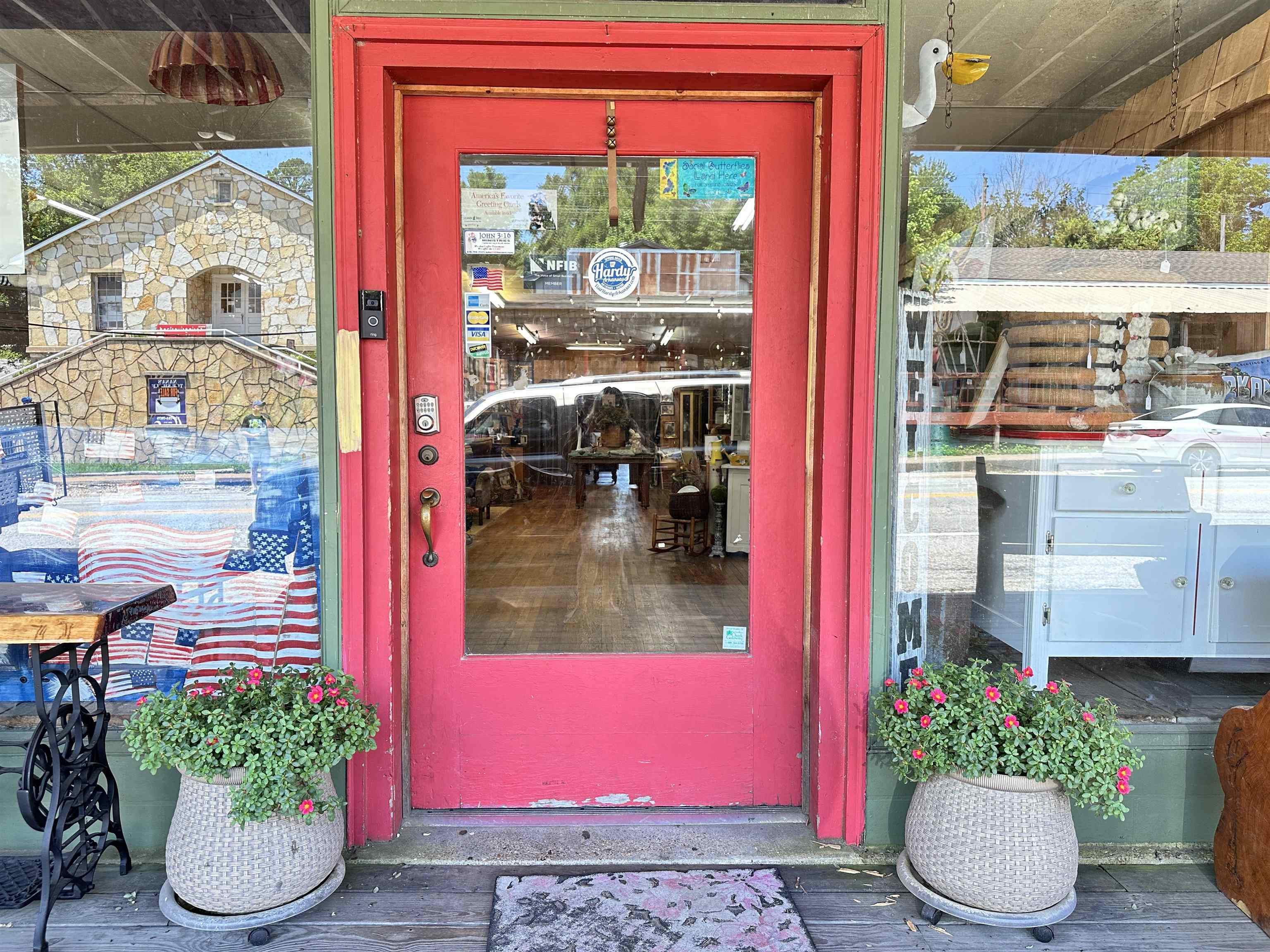217 E main  Hardy, AR