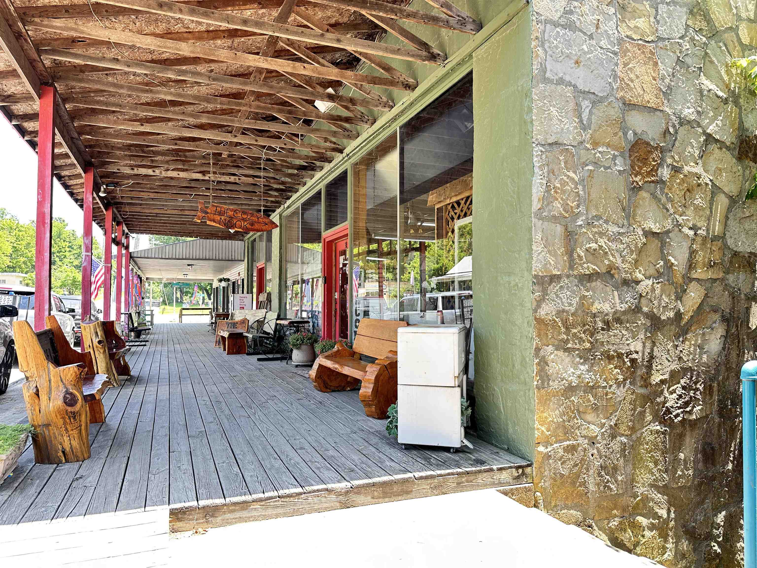 217 E main  Hardy, AR