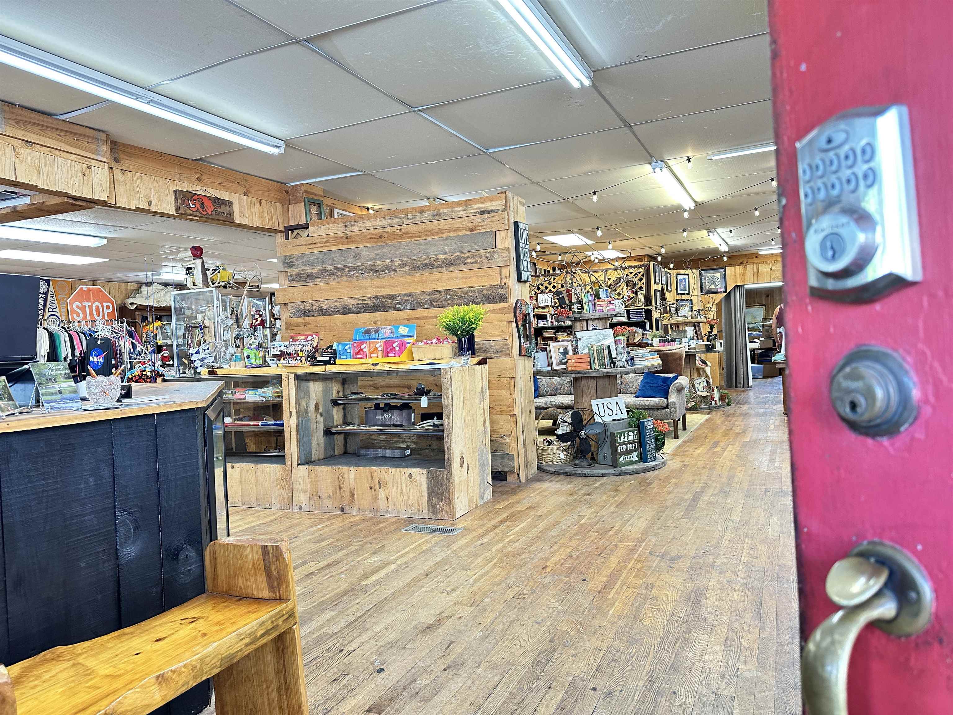 217 E main  Hardy, AR