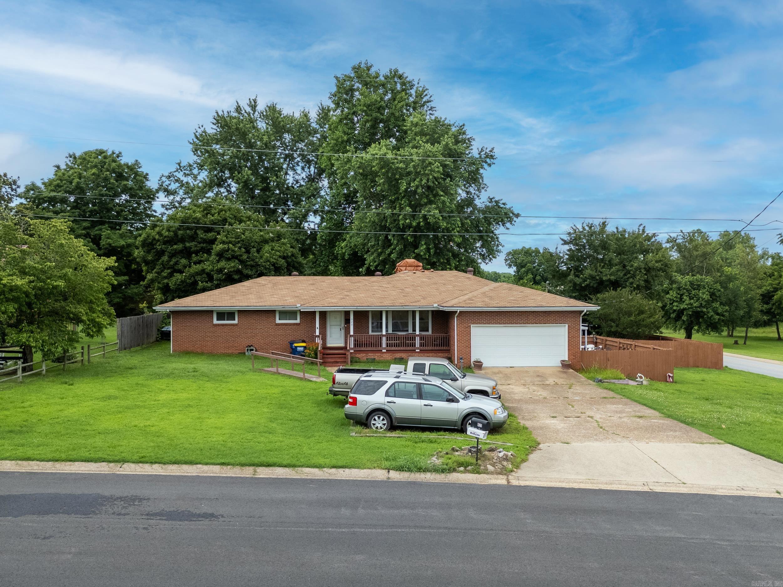 925 E 6th Street  Mountain Home, AR