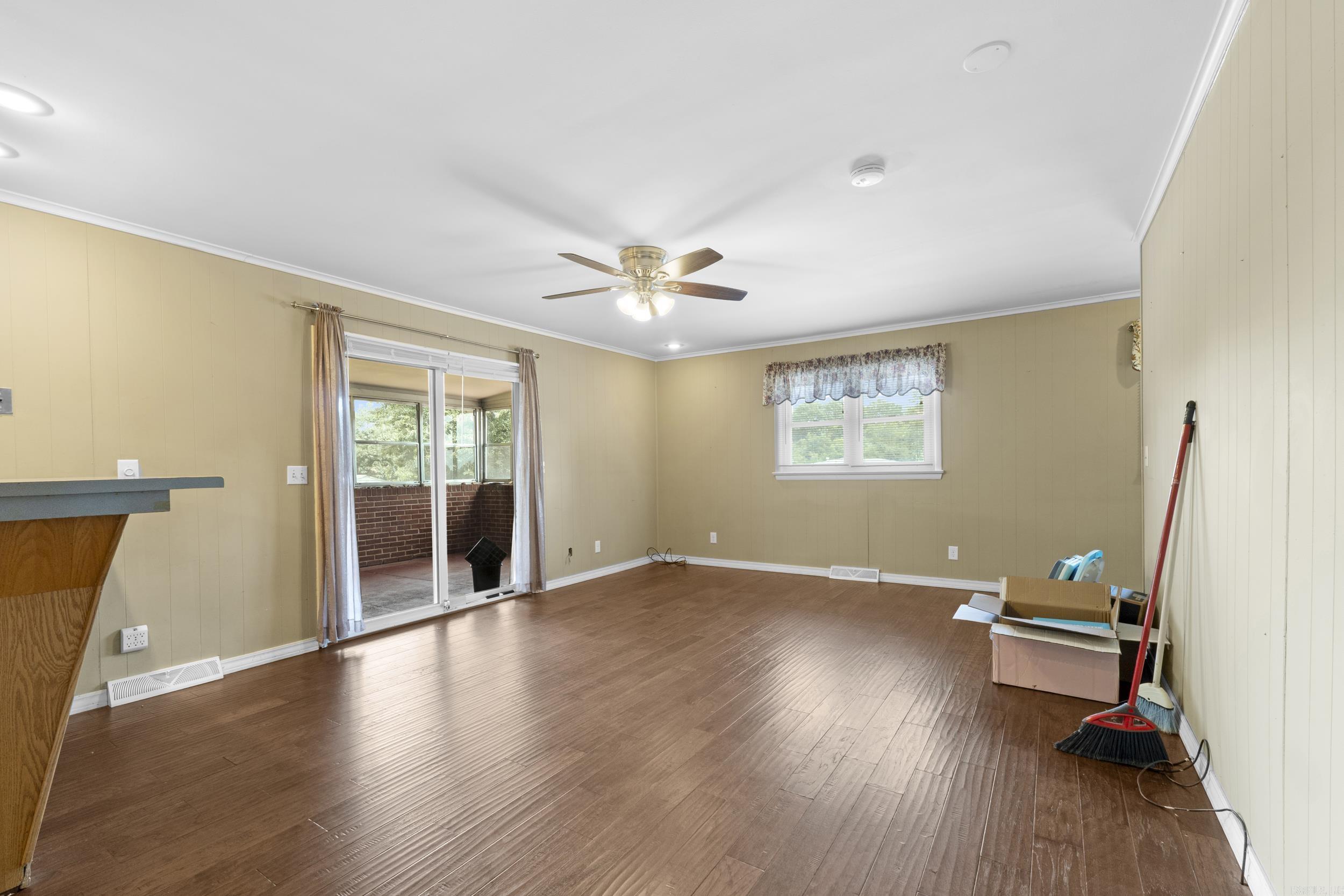 925 E 6th Street  Mountain Home, AR