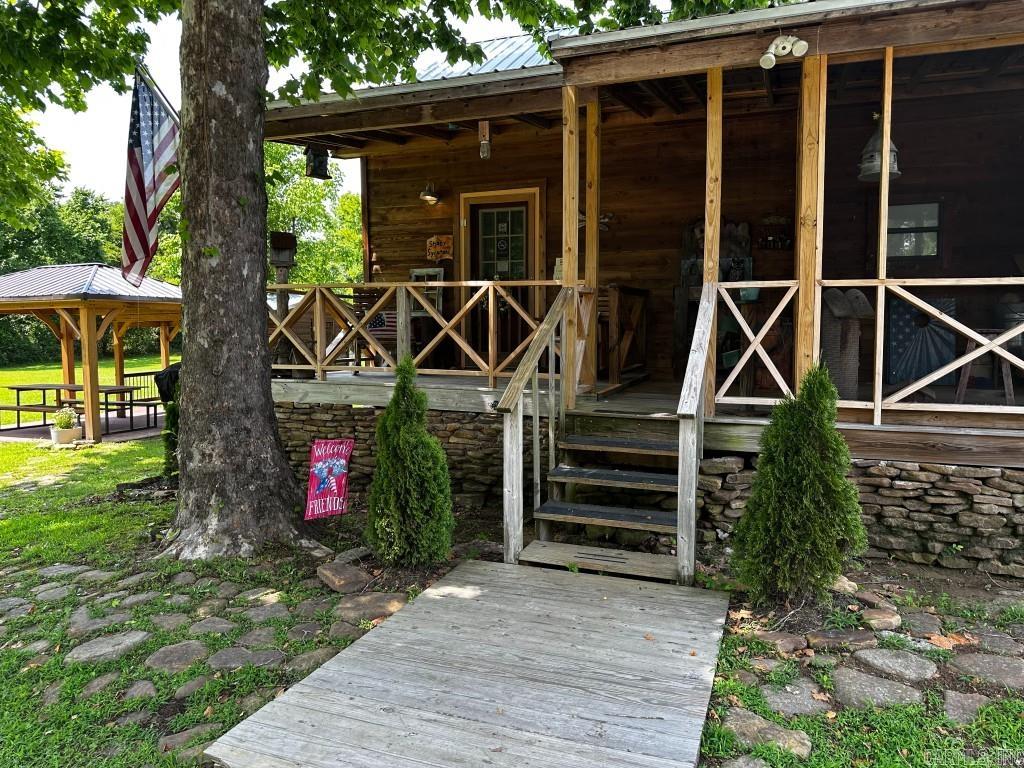 406 Cedar  Mountain View, AR