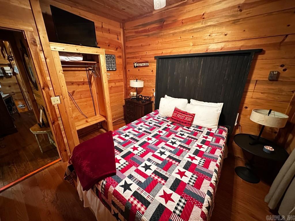 406 Cedar  Mountain View, AR