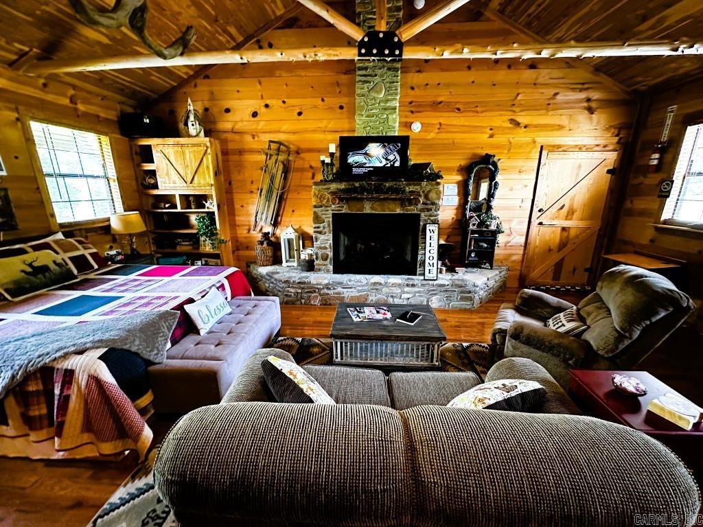 406 Cedar  Mountain View, AR