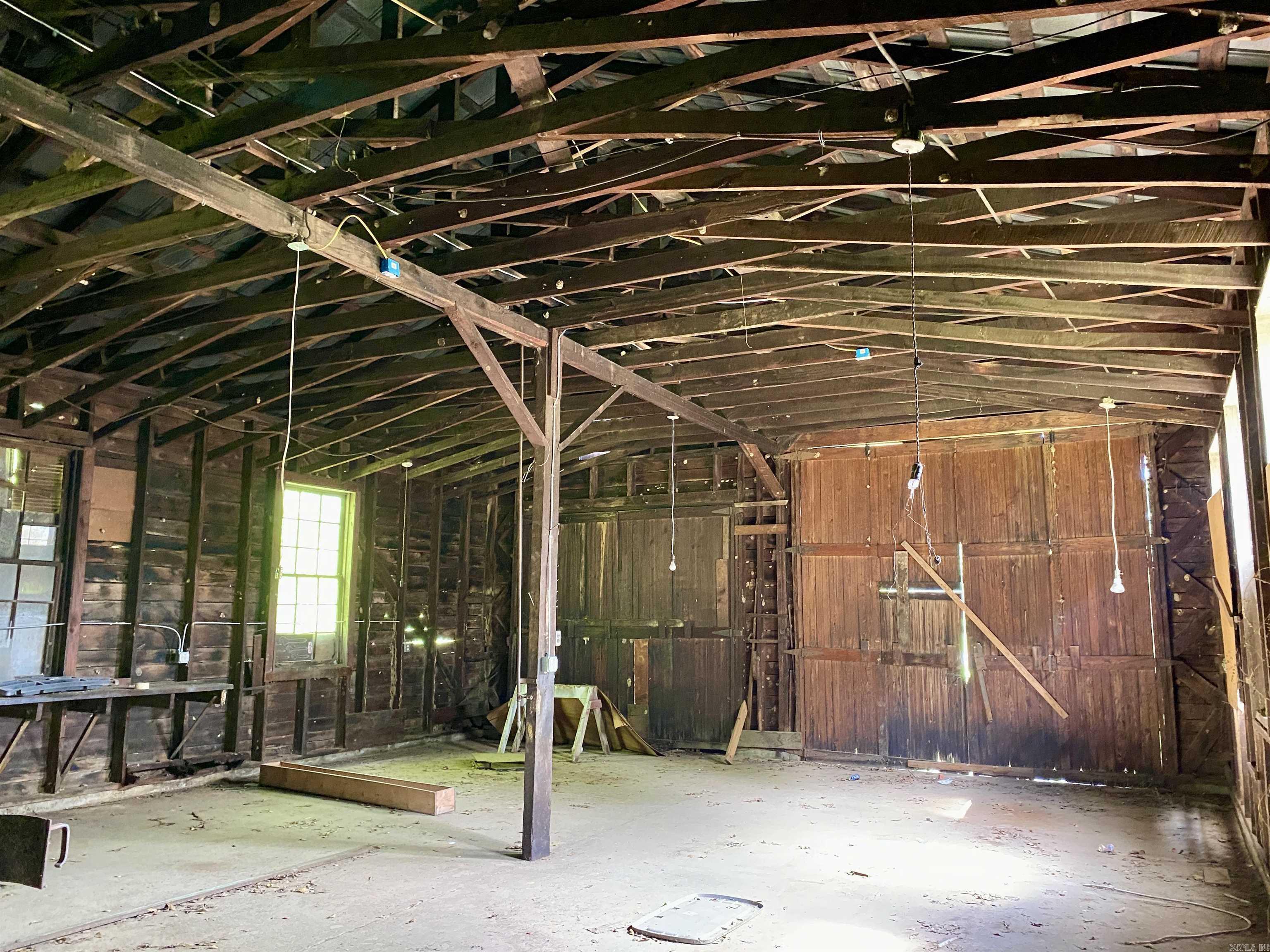 2767 E Main Street  Lamar, AR
