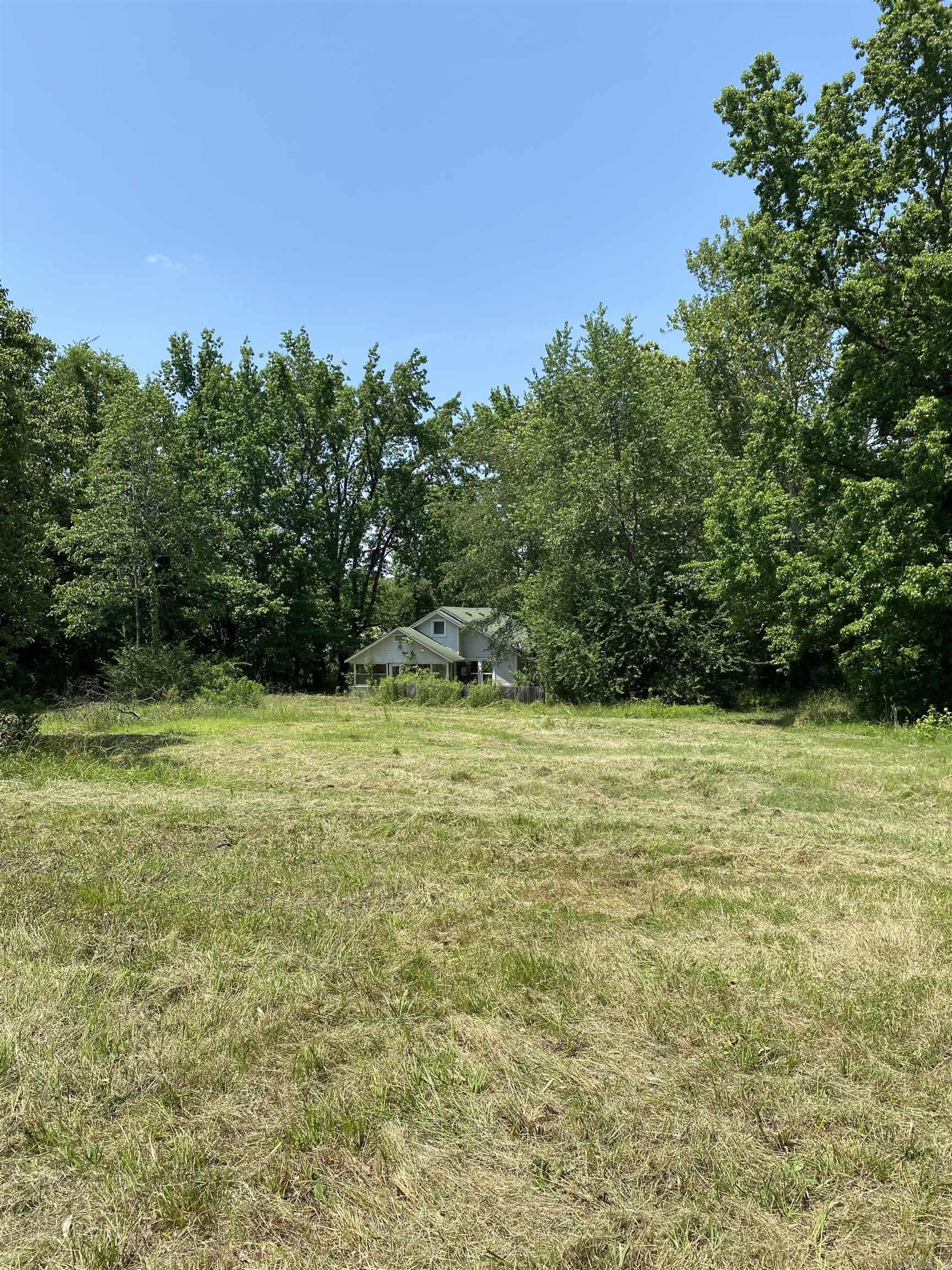 2767 E Main Street  Lamar, AR