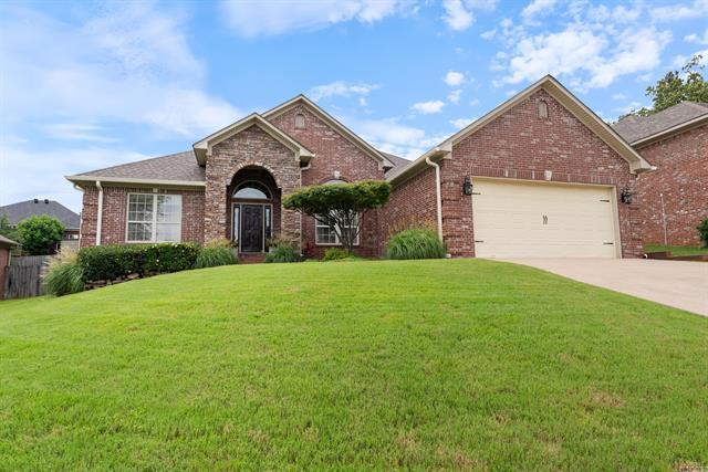 144  Summit Valley  Maumelle, AR