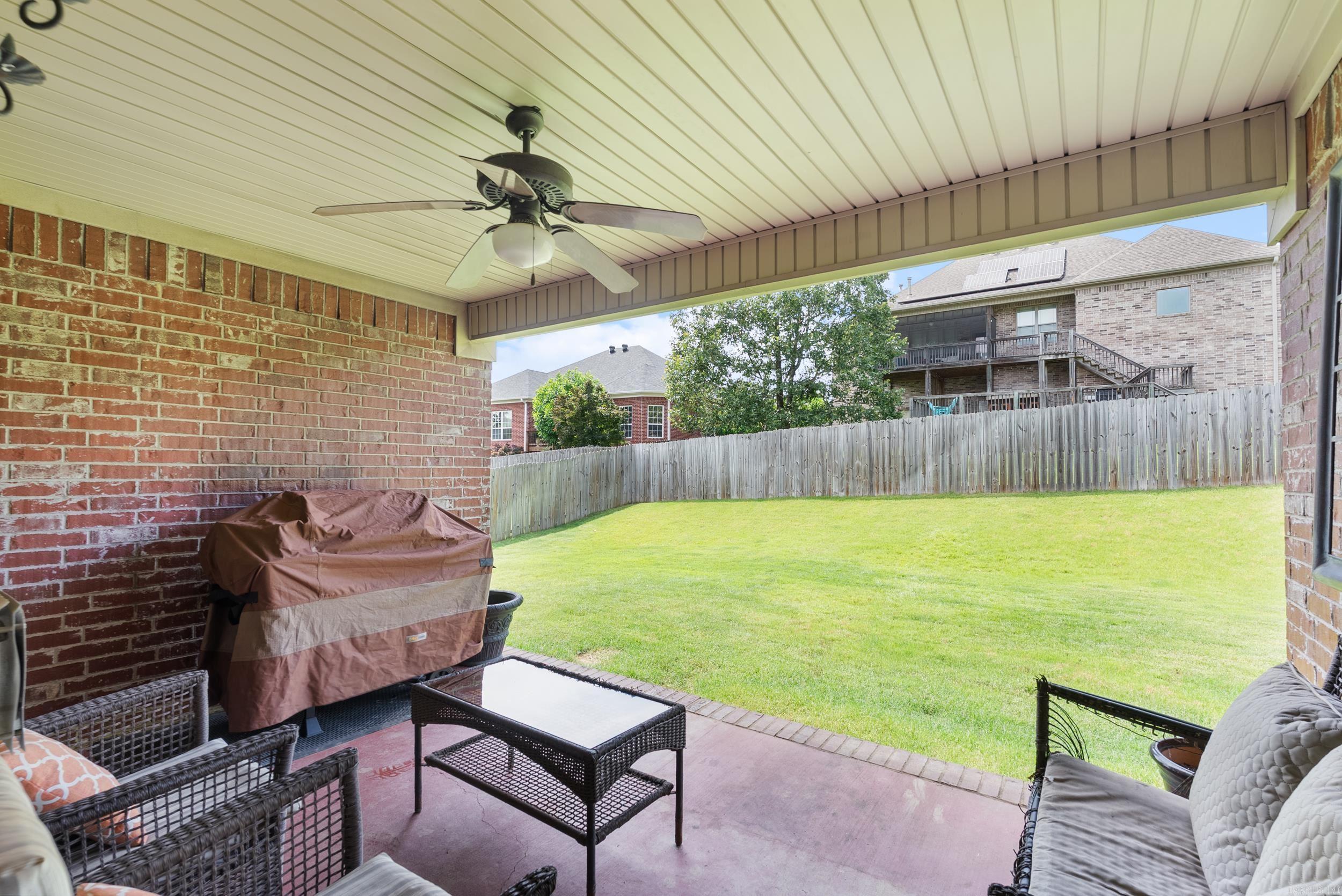 144 Summit Valley  Maumelle, AR